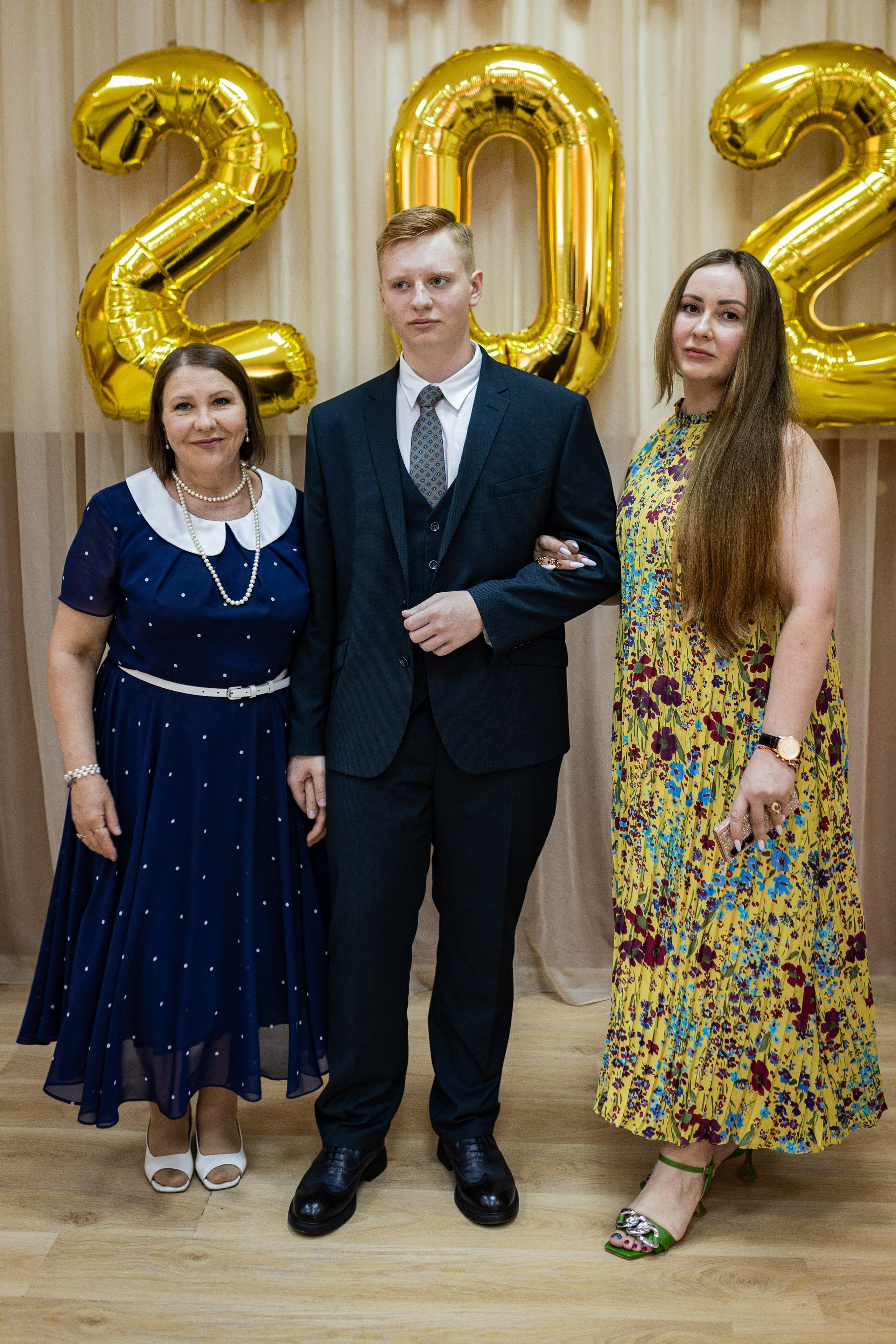 Последний звонок для учеников 11 класса. Семейный и детский фотограф в Рязани Васюгова Мария