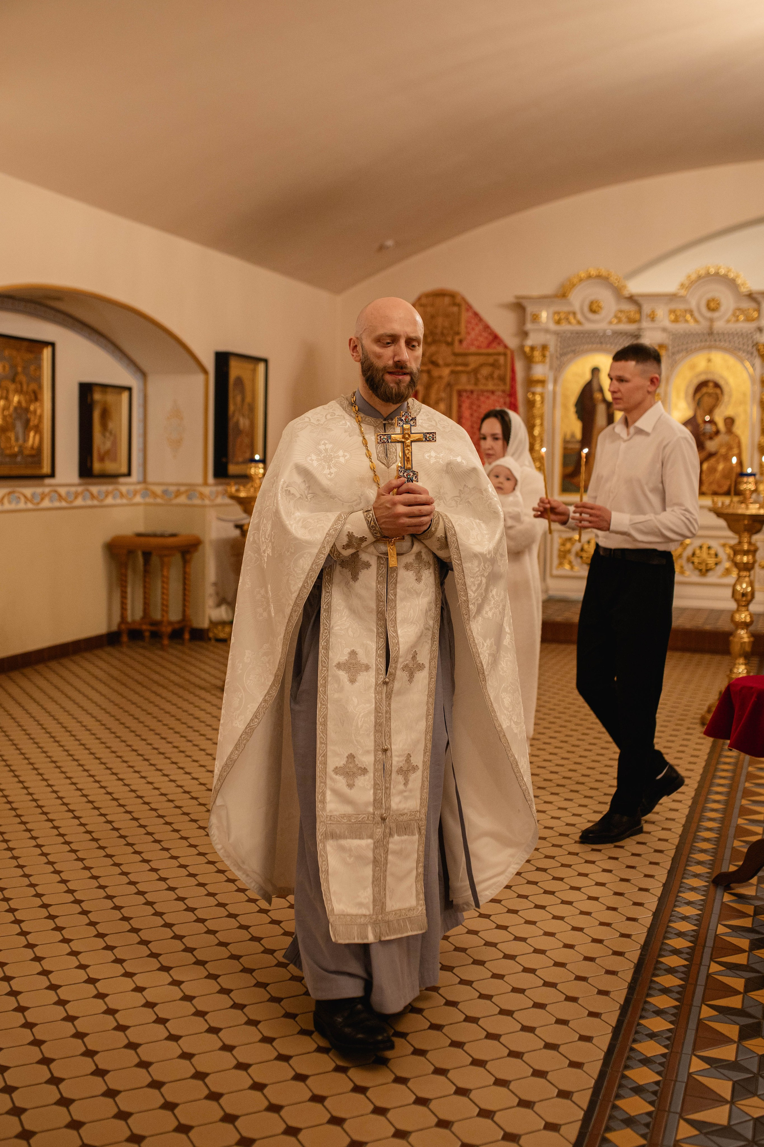 Крестины в храме Покрова Пресвятой Богородицы Сретения Господня г. Рязани. Семейный и детский фотограф в Рязани Васюгова Мария
