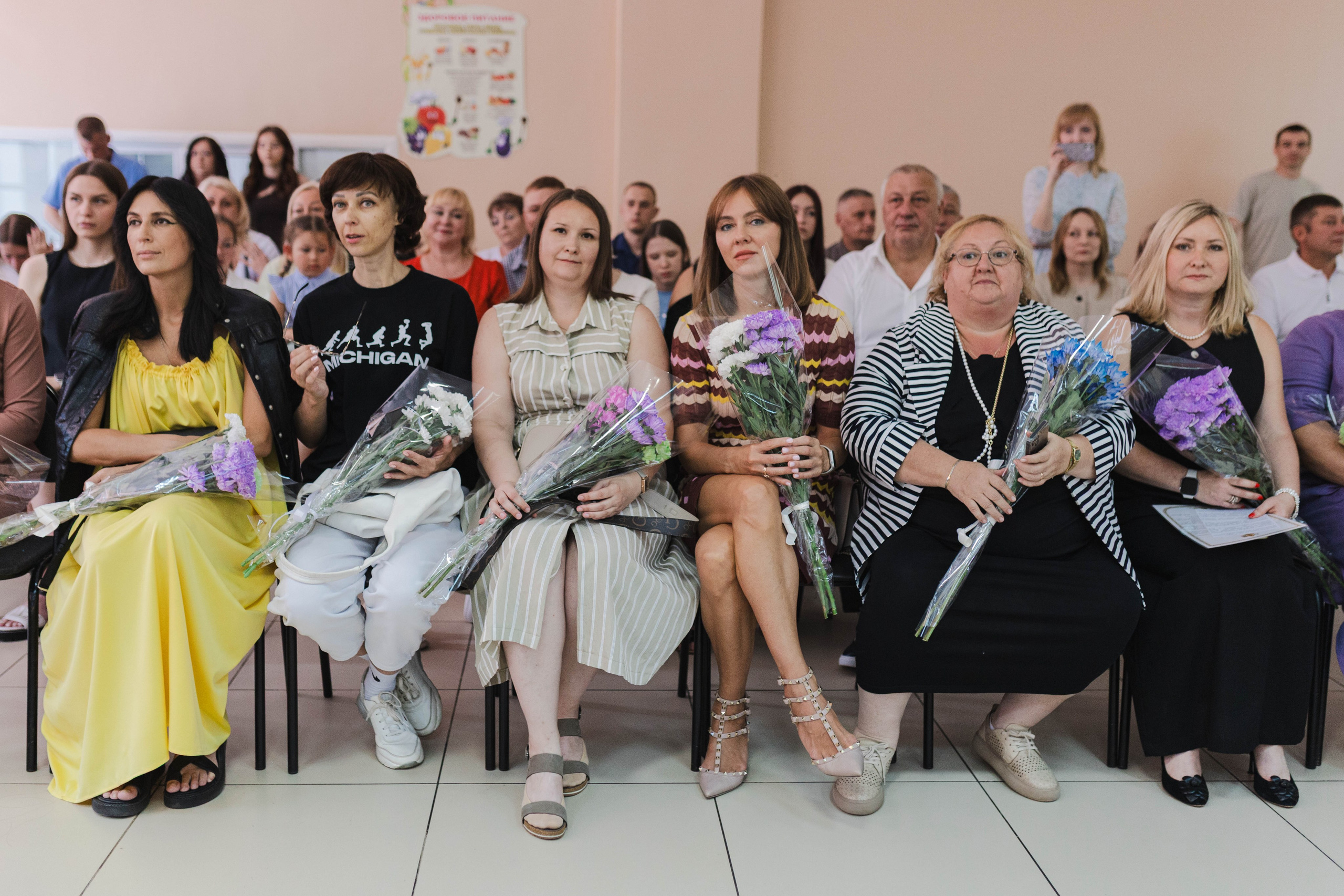 Последний звонок для учеников 11 класса. Семейный и детский фотограф в Рязани Васюгова Мария