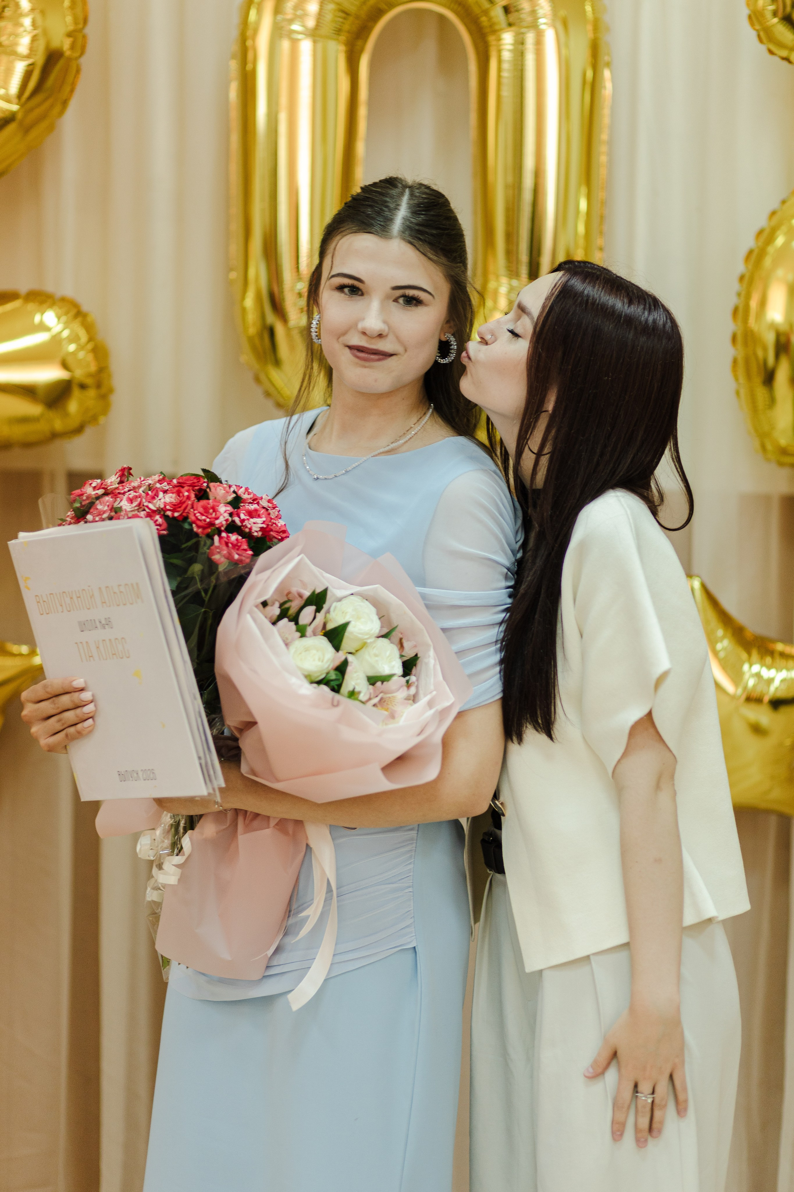 Последний звонок для учеников 11 класса. Семейный и детский фотограф в Рязани Васюгова Мария