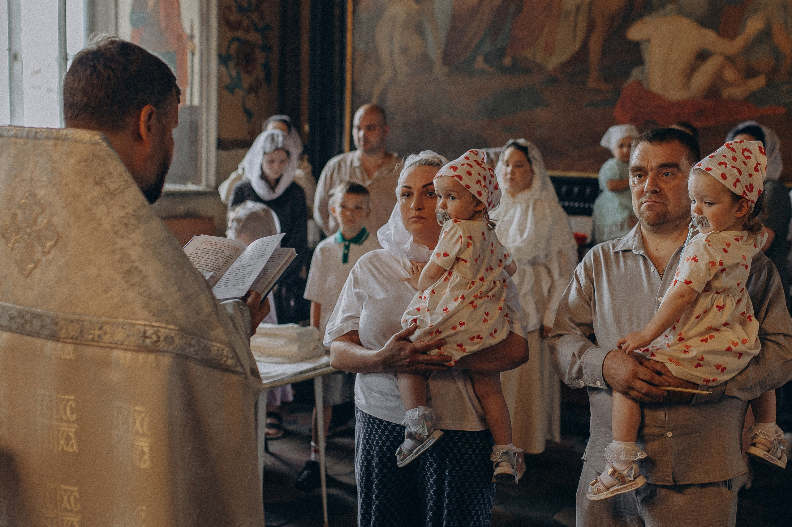 Крещение сестер в Борисоглебском соборе г. Рязани. Семейный и детский фотограф в Рязани Васюгова Мария