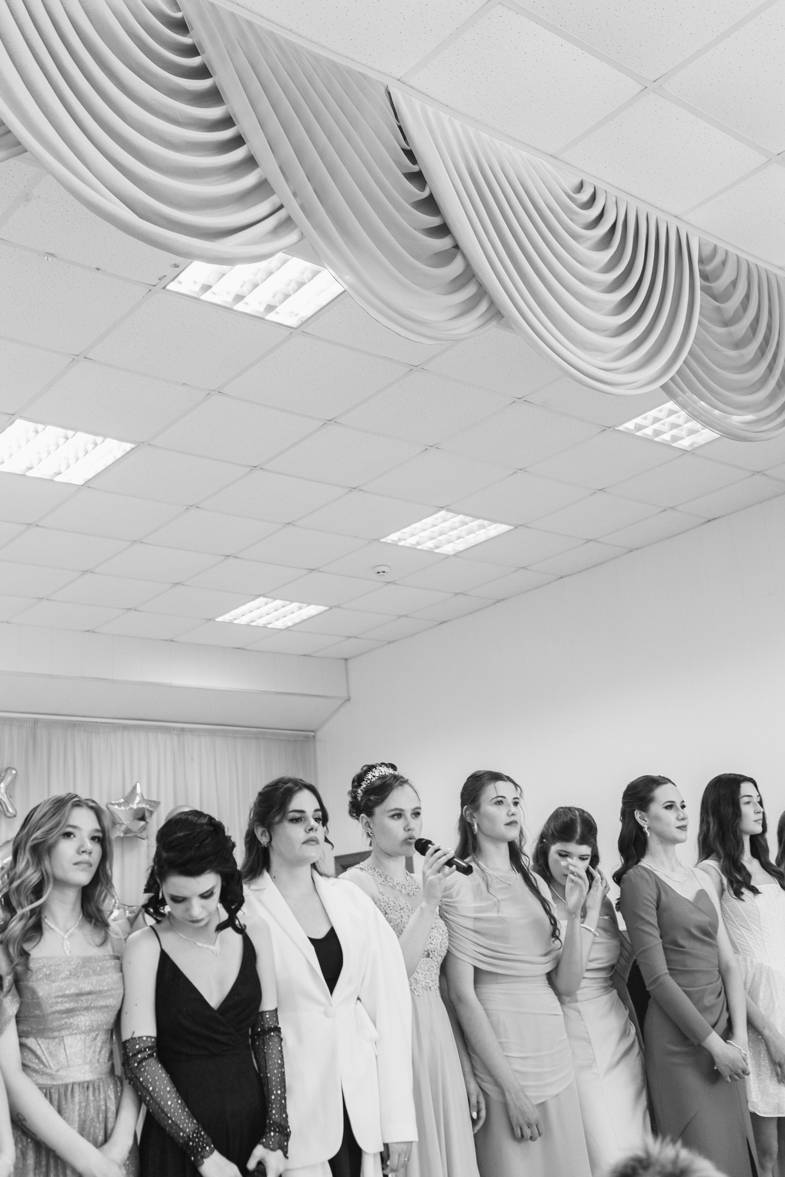 Последний звонок для учеников 11 класса. Семейный и детский фотограф в Рязани Васюгова Мария