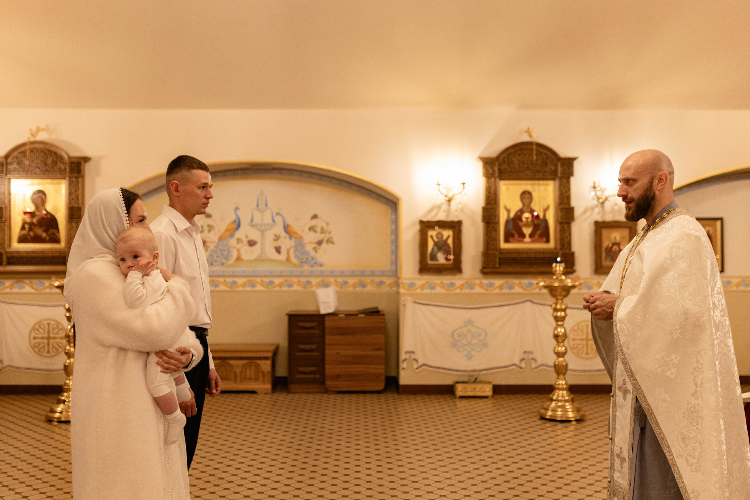 Крестины в храме Покрова Пресвятой Богородицы Сретения Господня г. Рязани. Семейный и детский фотограф в Рязани Васюгова Мария