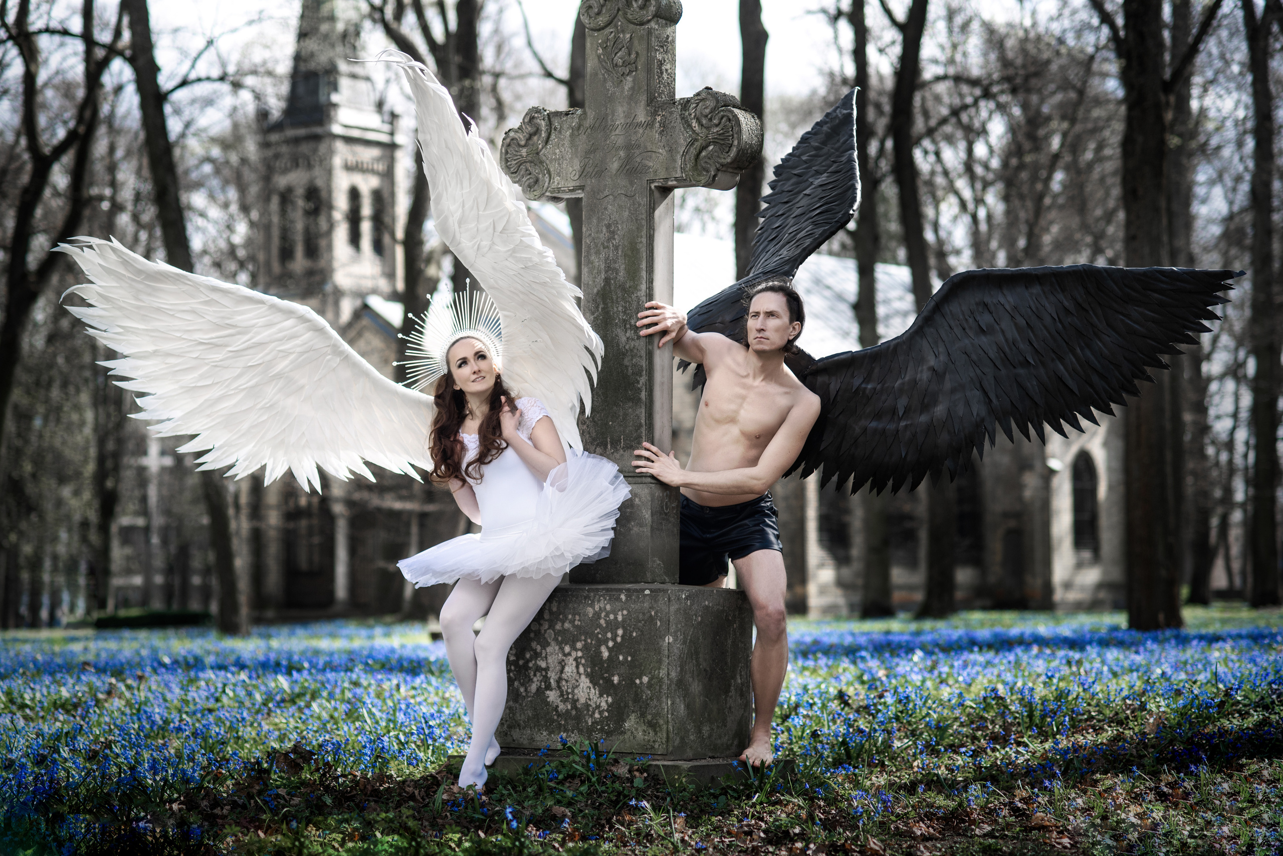 Black And White. Главная