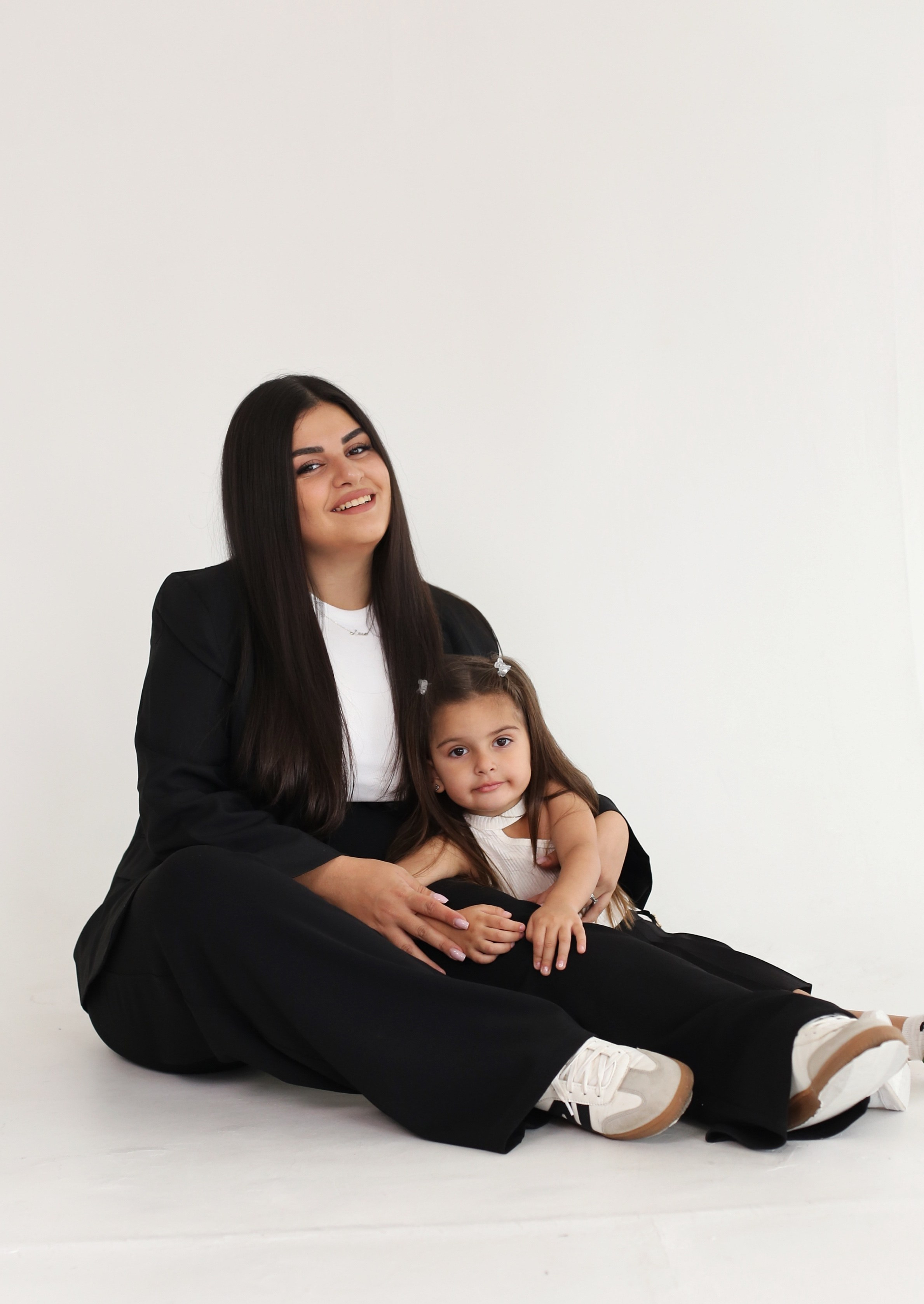 Лара и Мелисса. Семейная съемка мама и дочь. Фотограф Пирумян Анна. г. Сургут, г. Воронеж