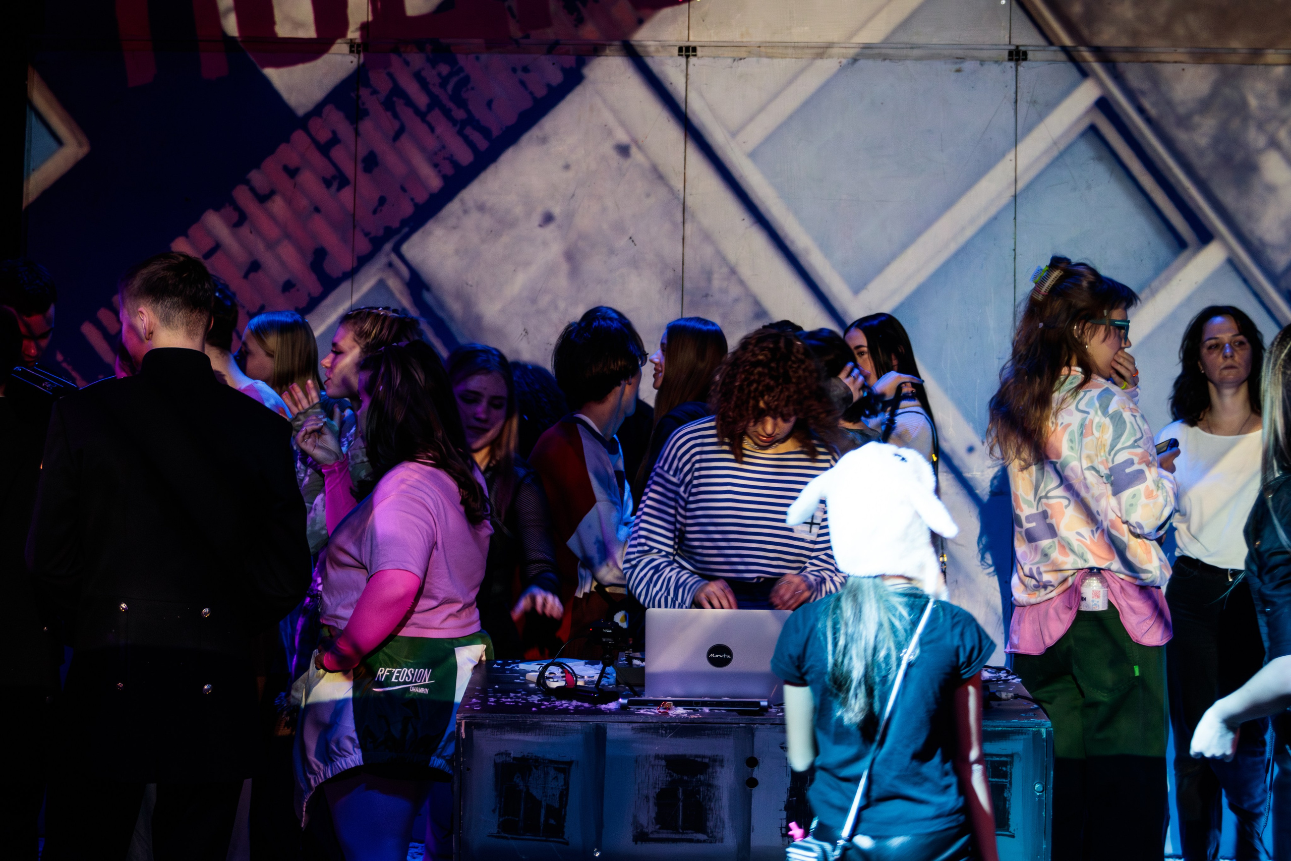 Афтепати в Upsala. Портретный и концертный фотограф в Санкт-Петербурге Егор Телятников