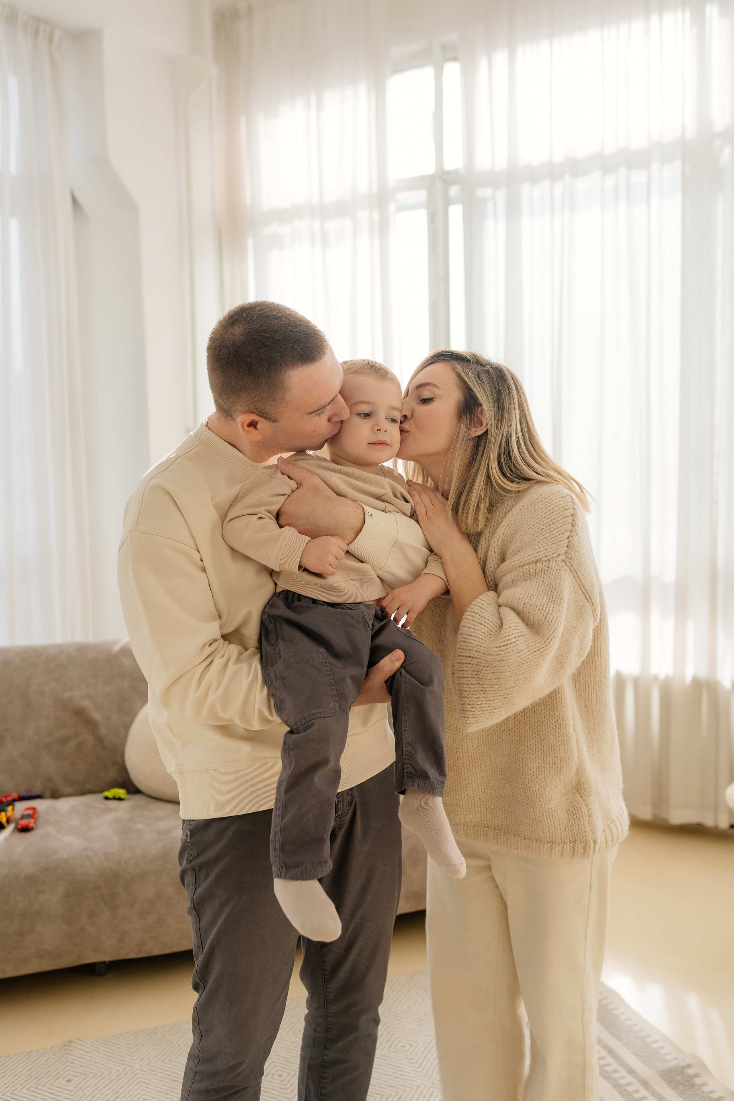 Ольга, Дмитрий и Ваня. Свадебный фотограф в Москве Анна Полушина