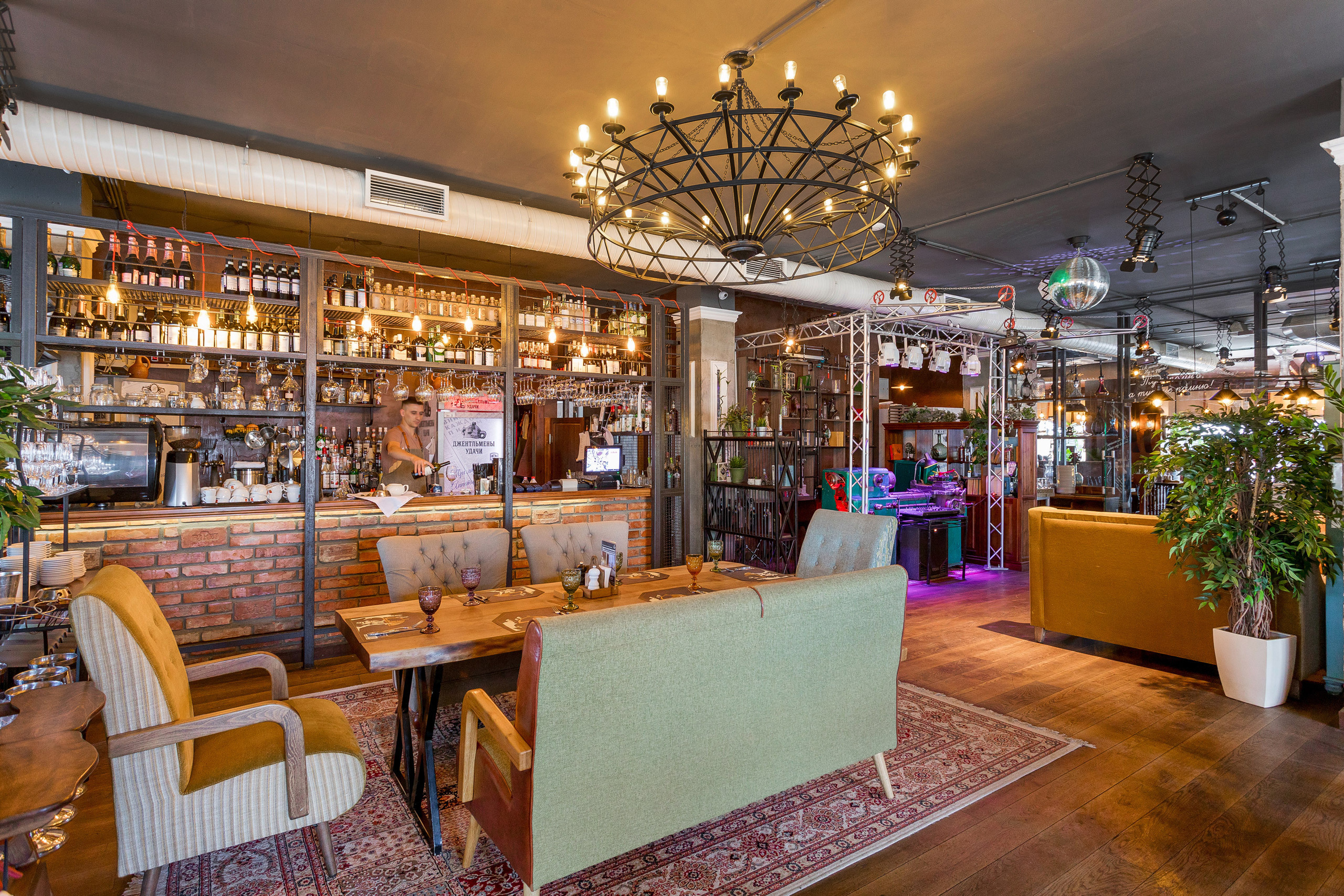 Интерьерная фотосъемка отеля. Интерьерный фотограф Краснодар: профессионально по доступным ценам