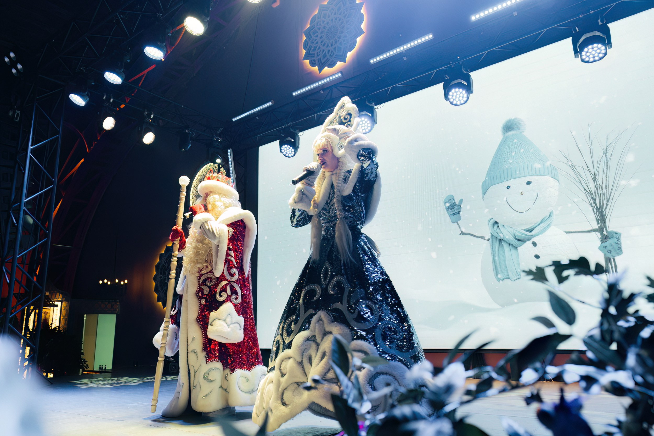 Новогодняя ночь 2024 в ресторане Чайхона ВО. Коммерческий фотограф в Санкт-Петербурге Анна Кобзарь