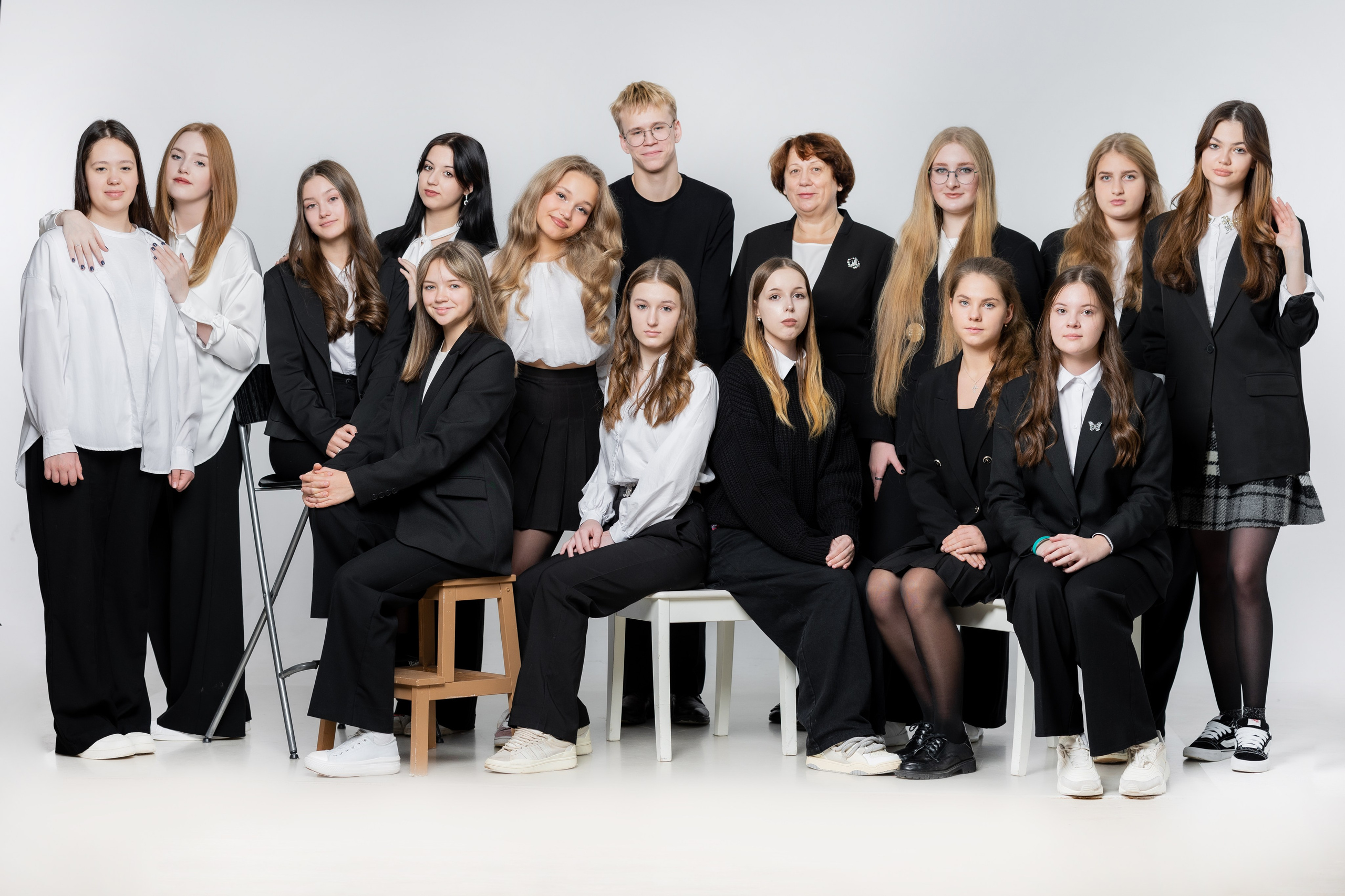 Гимназия 4 Великий Новгород. Выпускные альбомы. Школьный и семейный фотограф Виктория Игнатьева