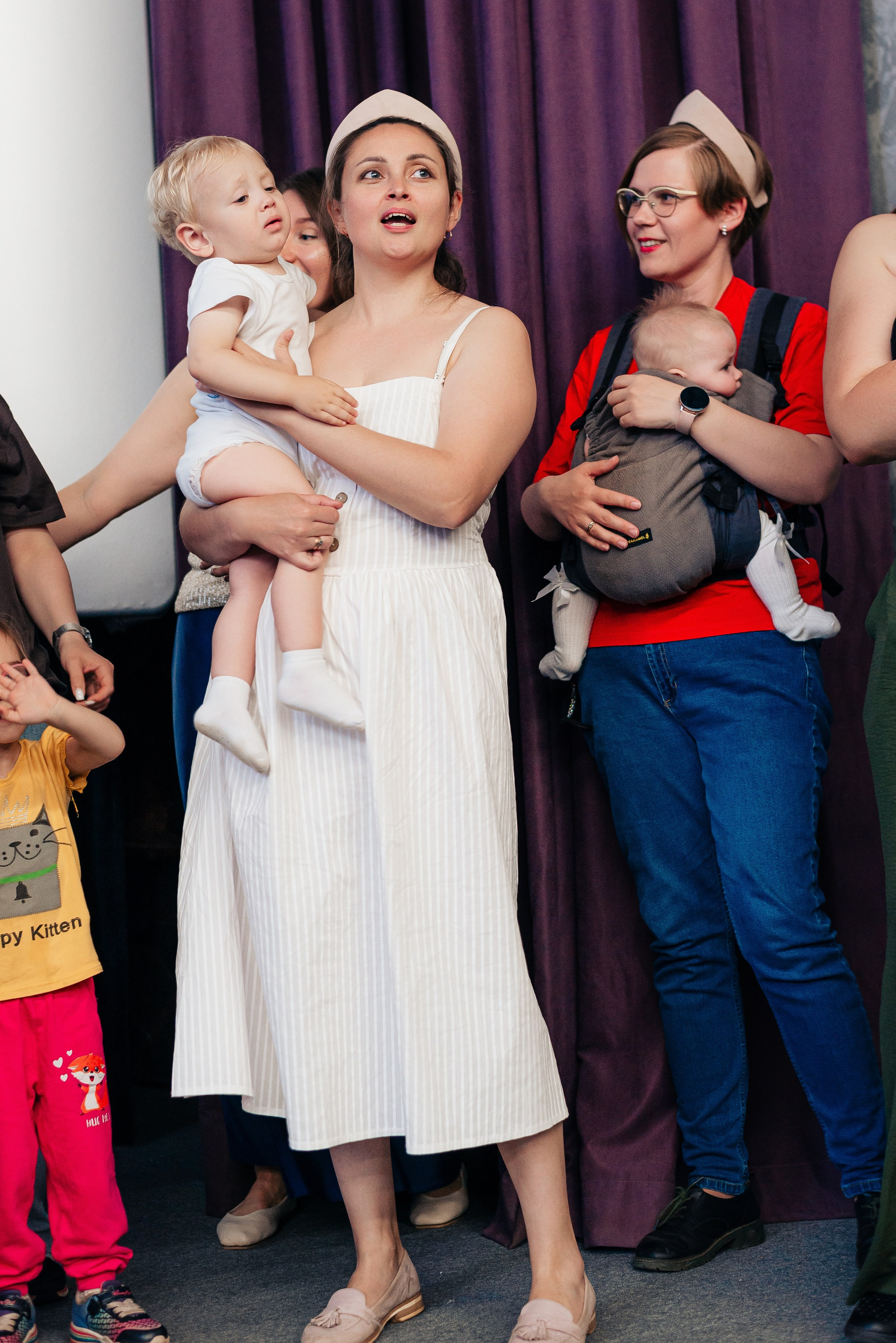 Слингомама Иваново 2025. Семейный и детский фотограф Иваново Ксения Азаренкова