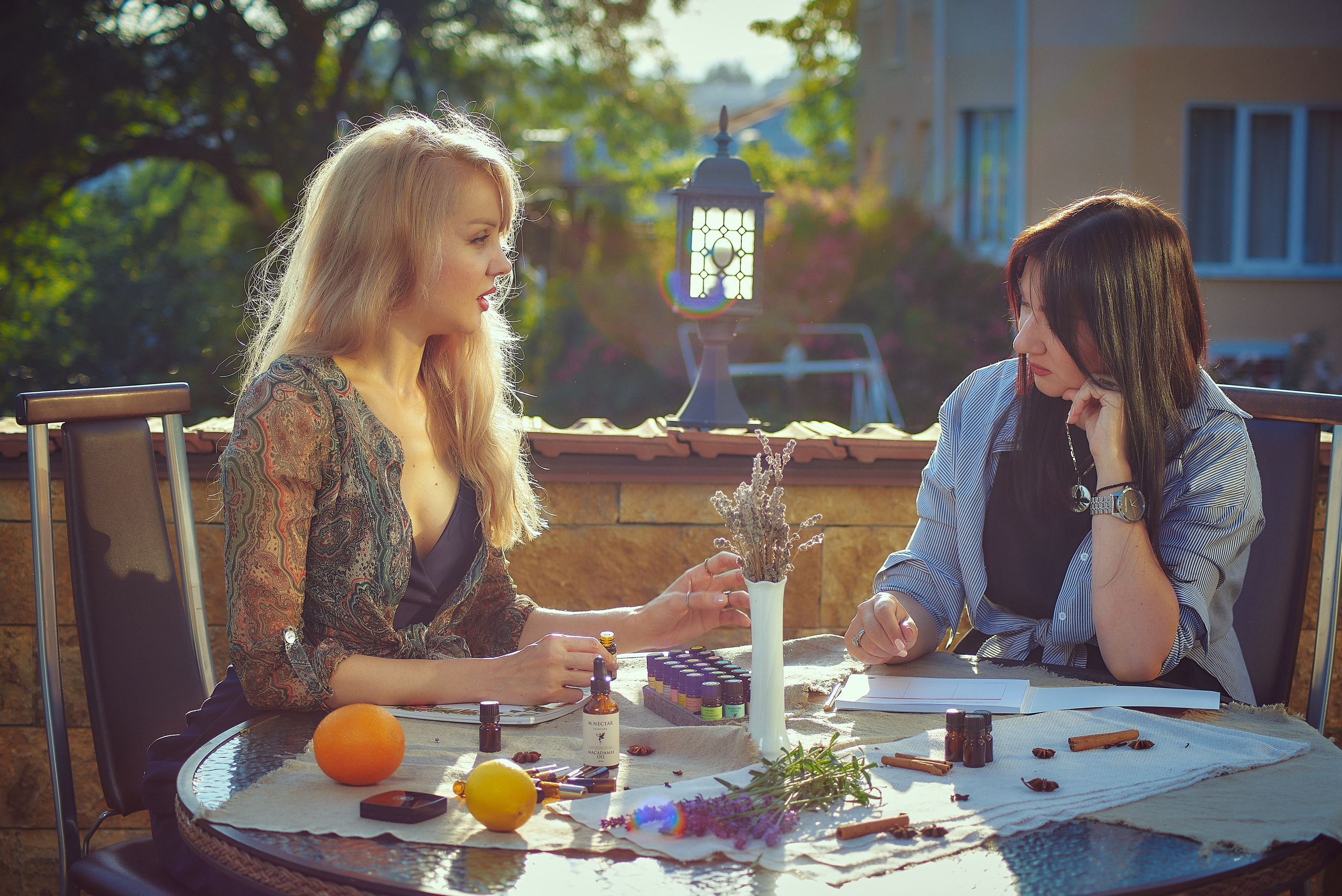 Рекламные фото вашего товара или услуги.