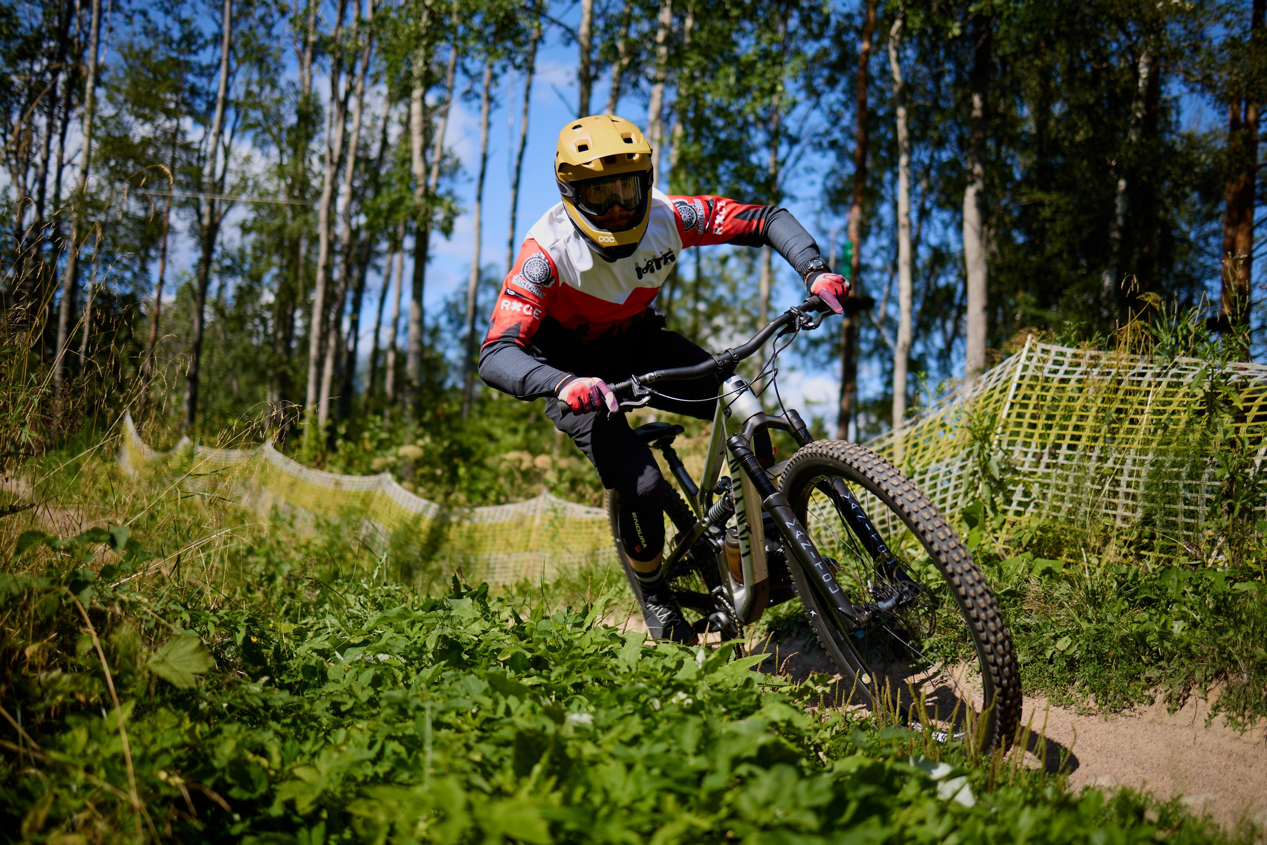 Золотая Долина Тренировка Школы МТБ 2025. Спортивный фотограф в Санкт-Петербурге Илья Vacool