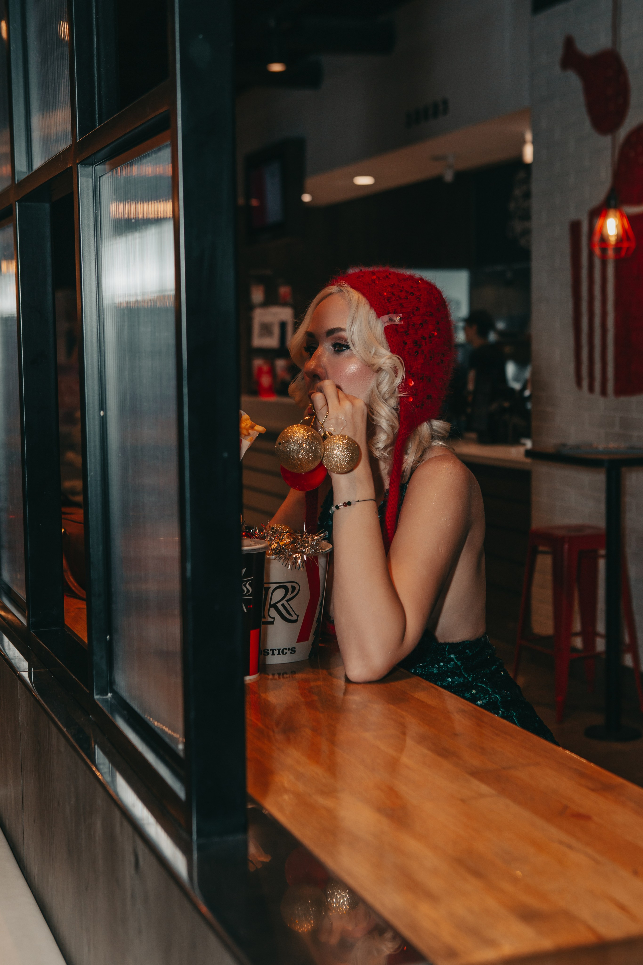 НГ в Ростикс. Контент фотограф, съемка для маркетплейсов, фуд съемка и репортажи в Новосибирске Ралия Галеева