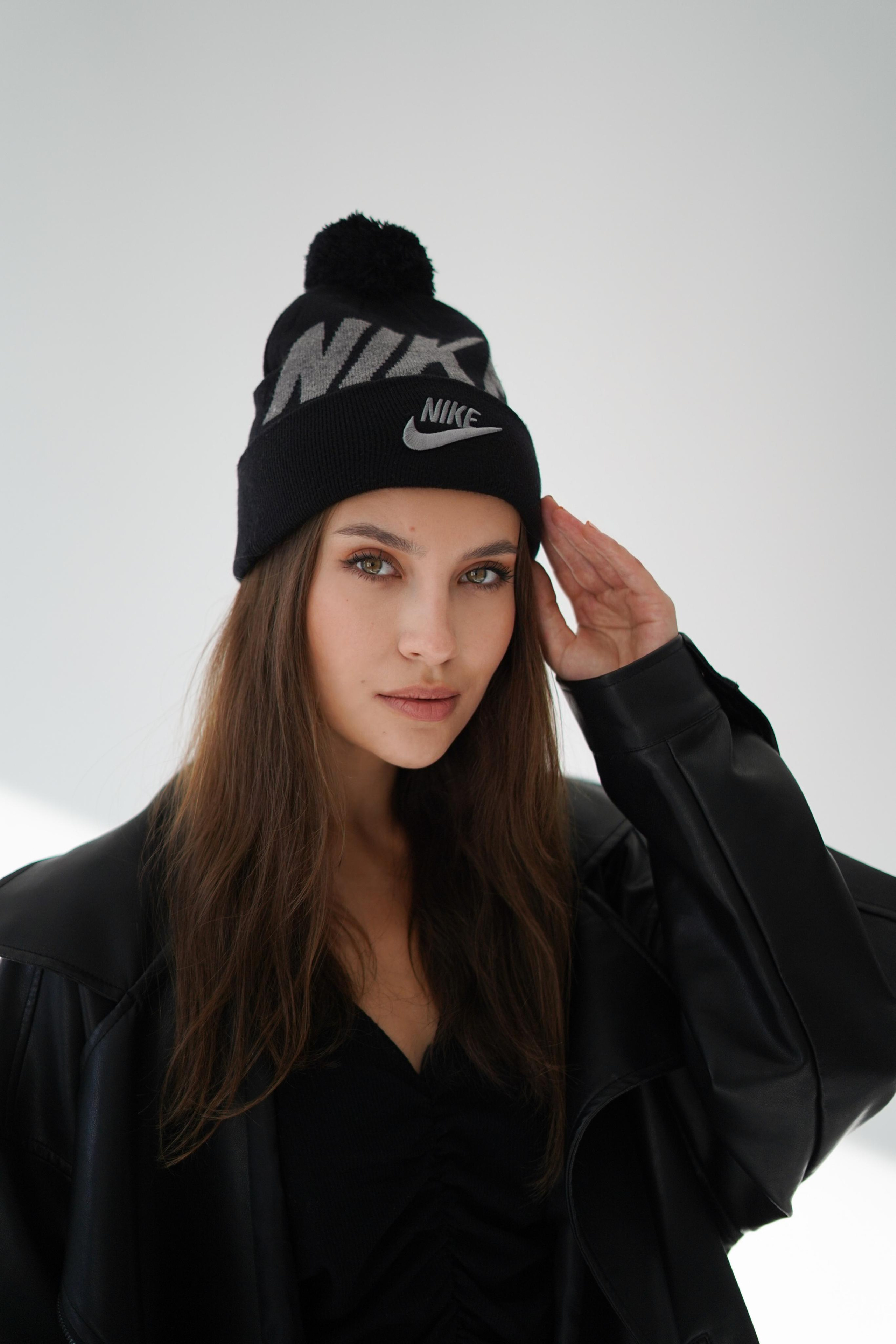 Шапки Nike с помпоном — WB. Контент фотограф в Самаре Гудалова Елена