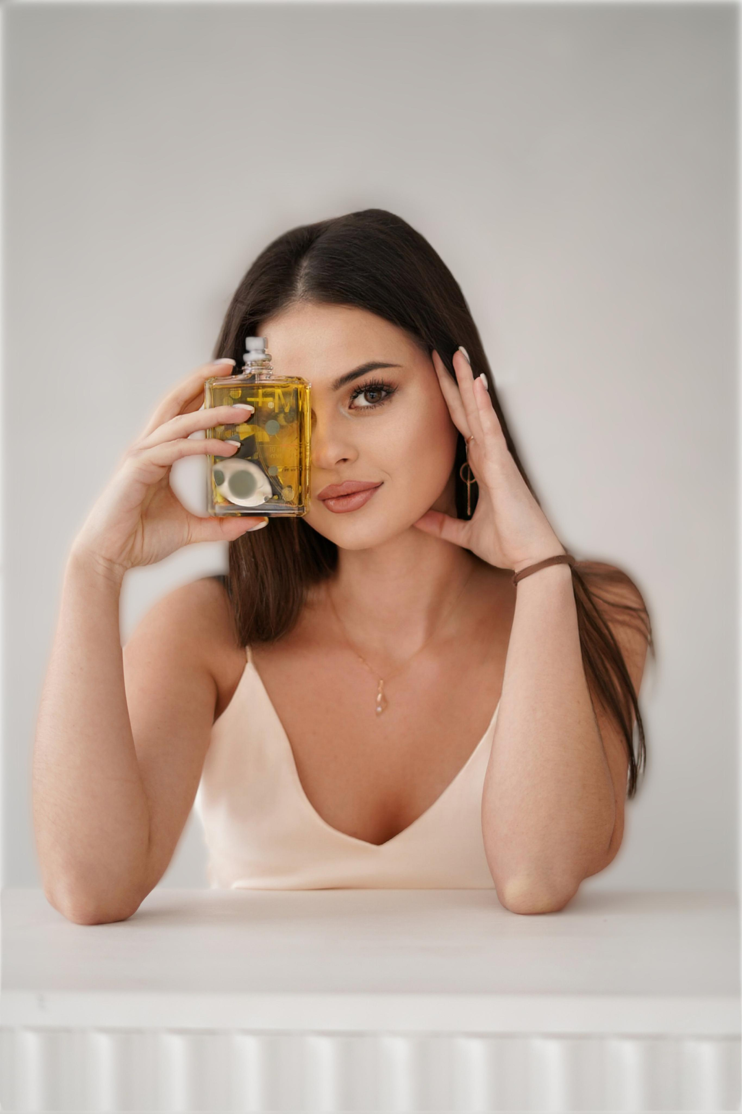 Парфюмерию. Контент фотограф в Самаре Гудалова Елена