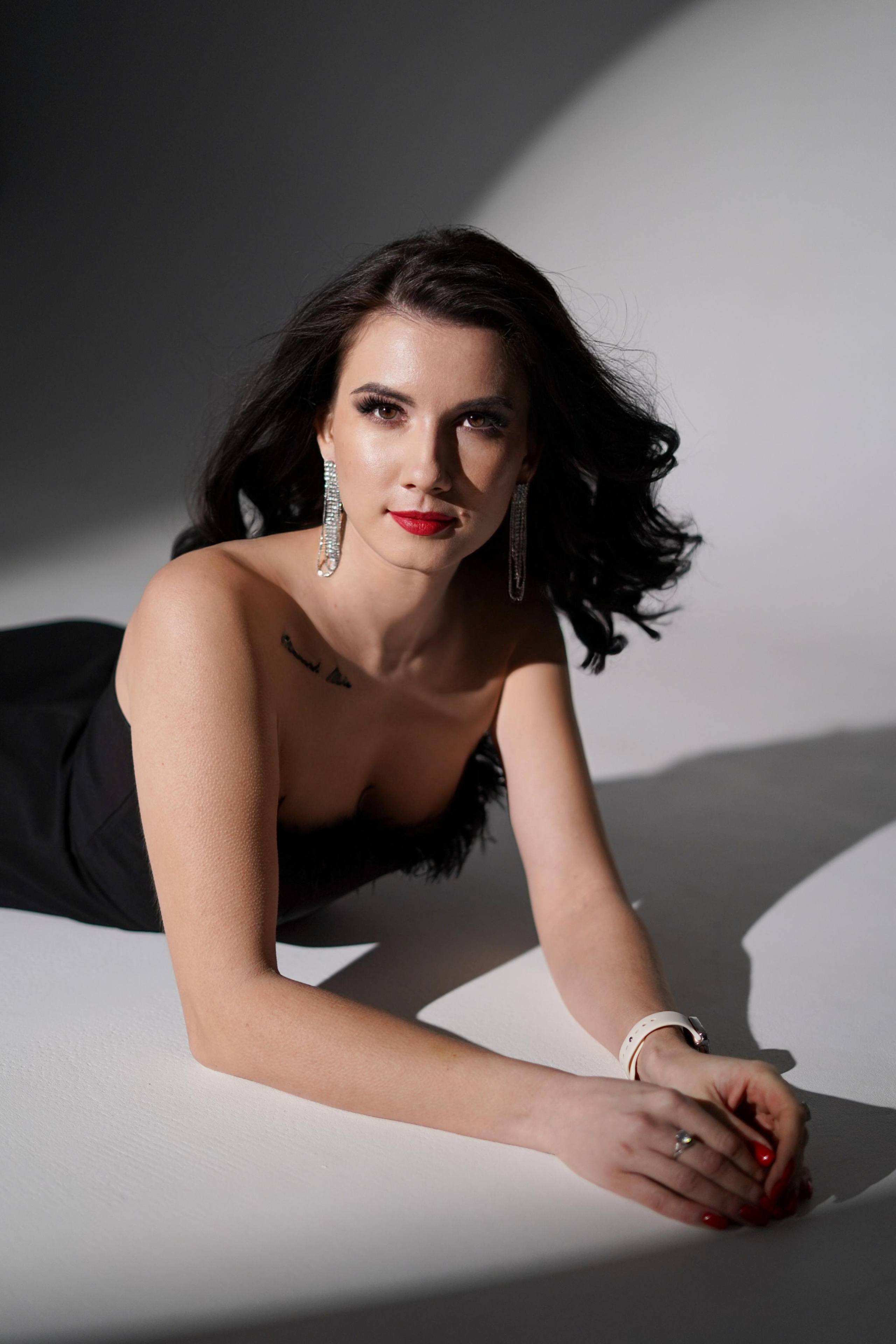 ВидеоМейкер — Анастасия. Контент фотограф в Самаре Гудалова Елена