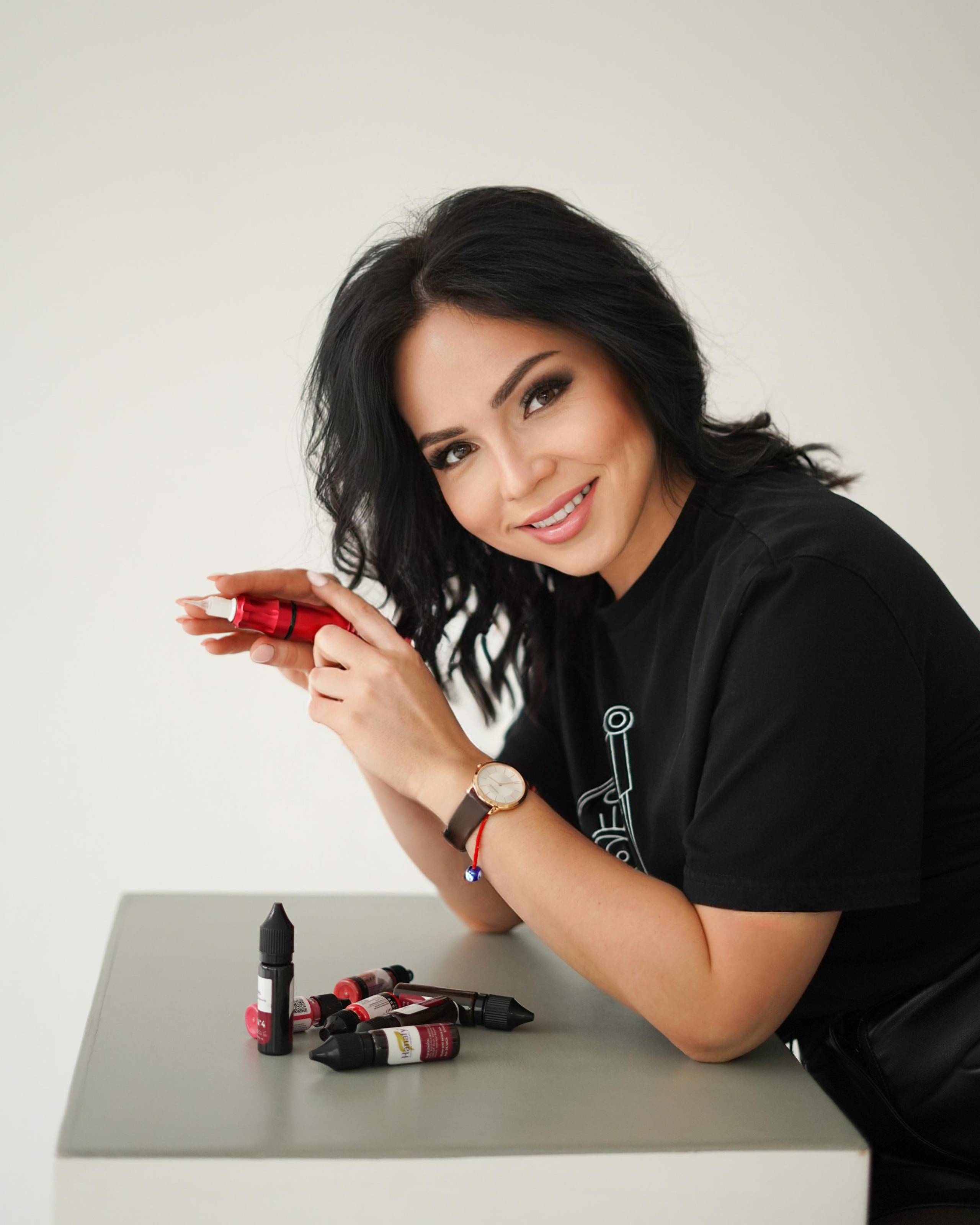 Мастер по татуажу — Гузаль. Контент фотограф в Самаре Гудалова Елена