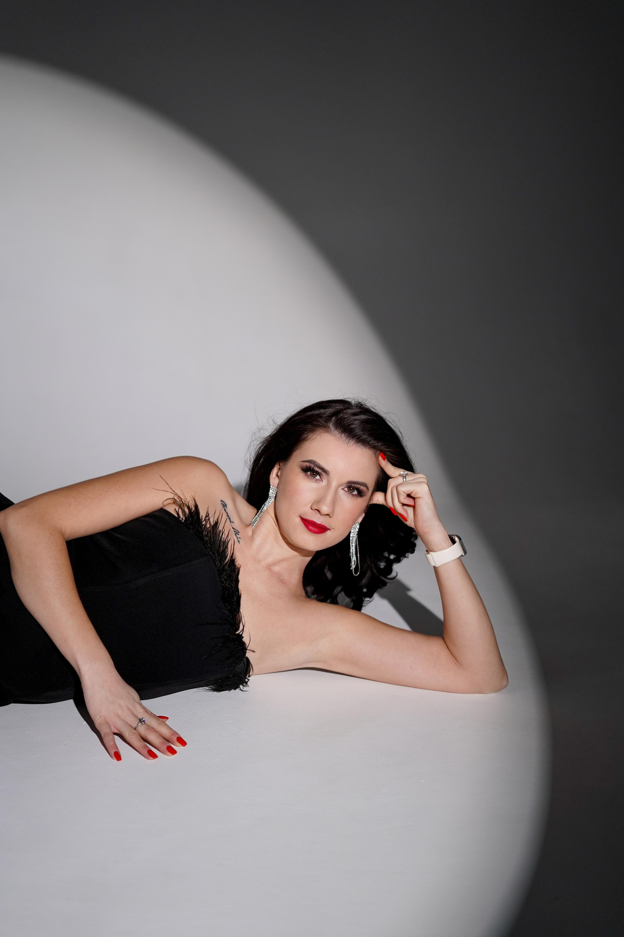 ВидеоМейкер — Анастасия. Контент фотограф в Самаре Гудалова Елена