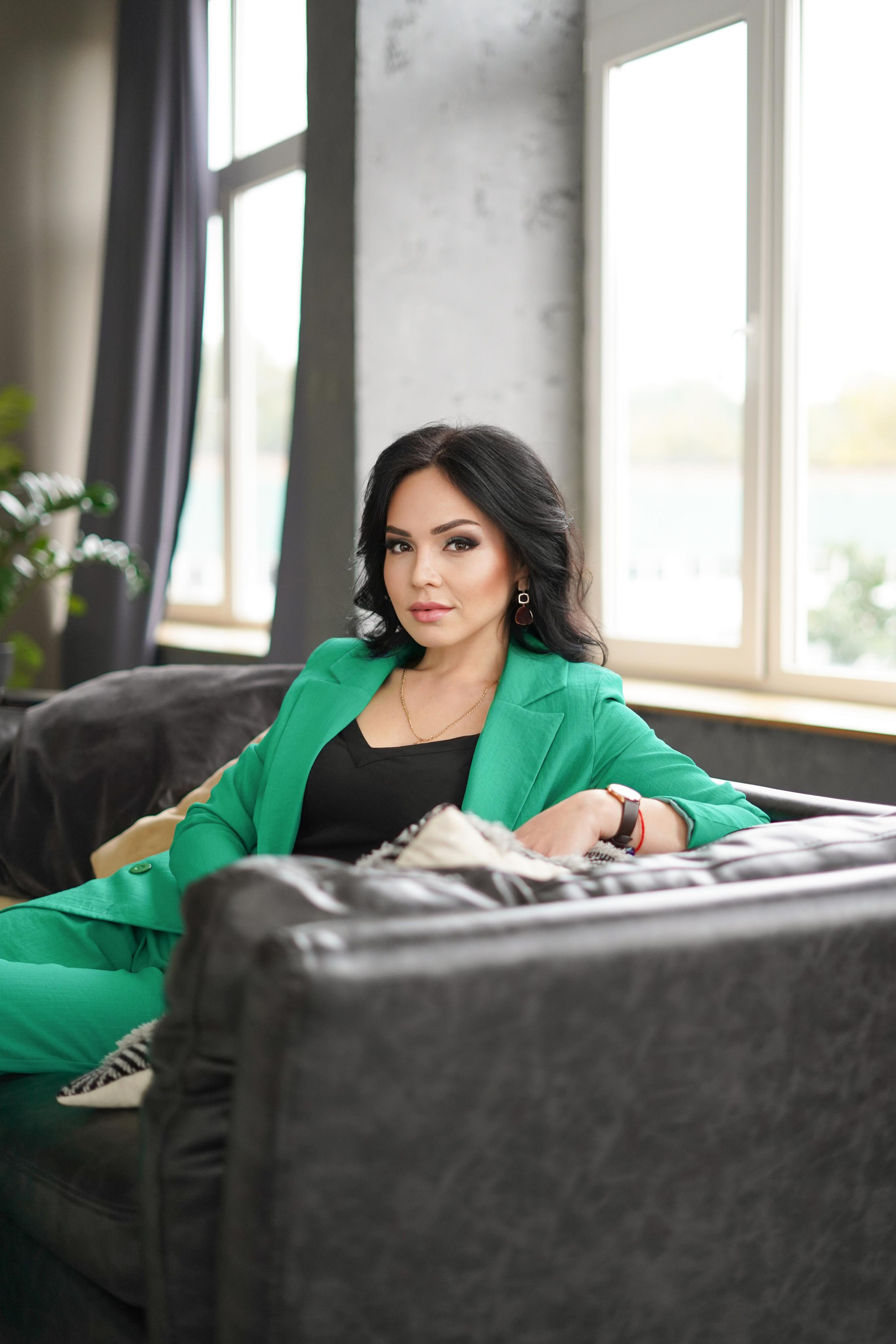 Мастер по татуажу — Гузаль. Контент фотограф в Самаре Гудалова Елена