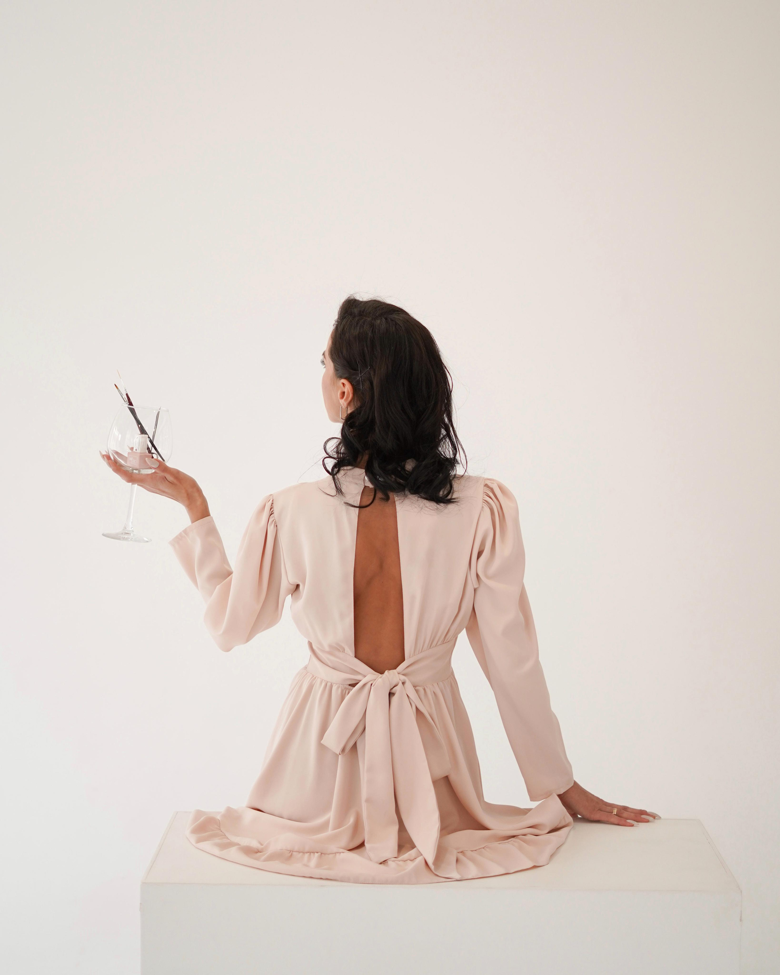 Мастер маникюра — Нина. Контент фотограф в Самаре Гудалова Елена