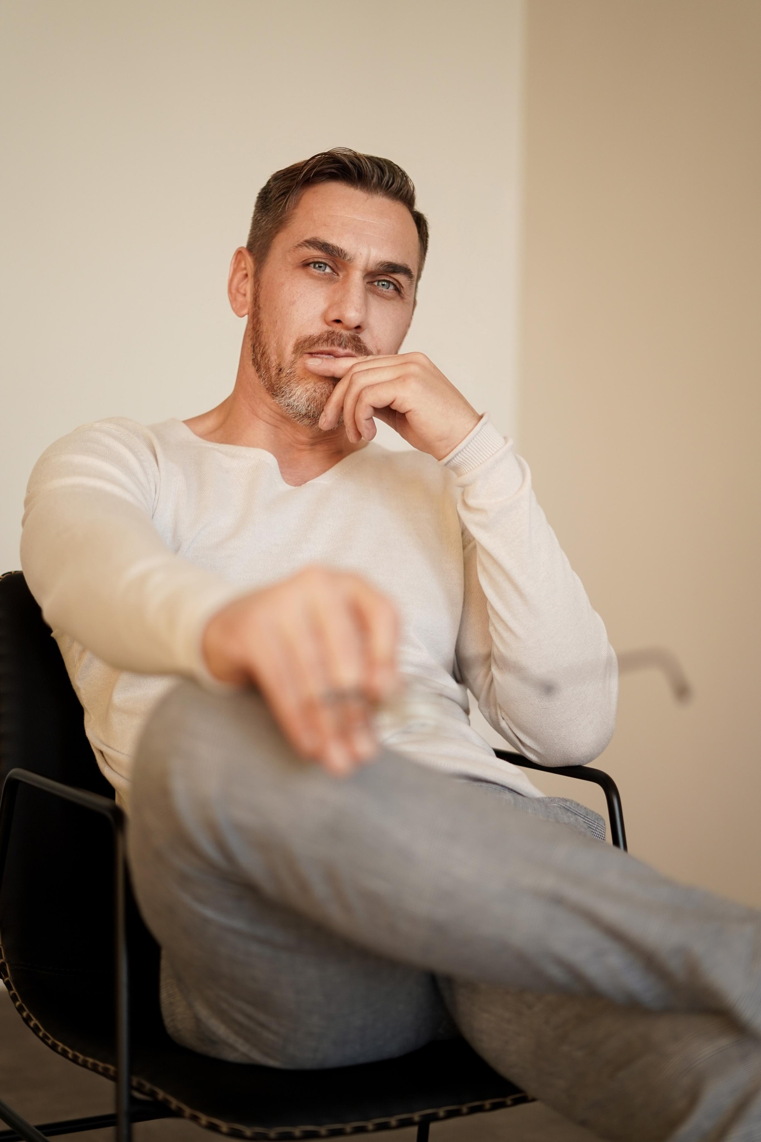 Психолог — Олег. Контент фотограф в Самаре Гудалова Елена