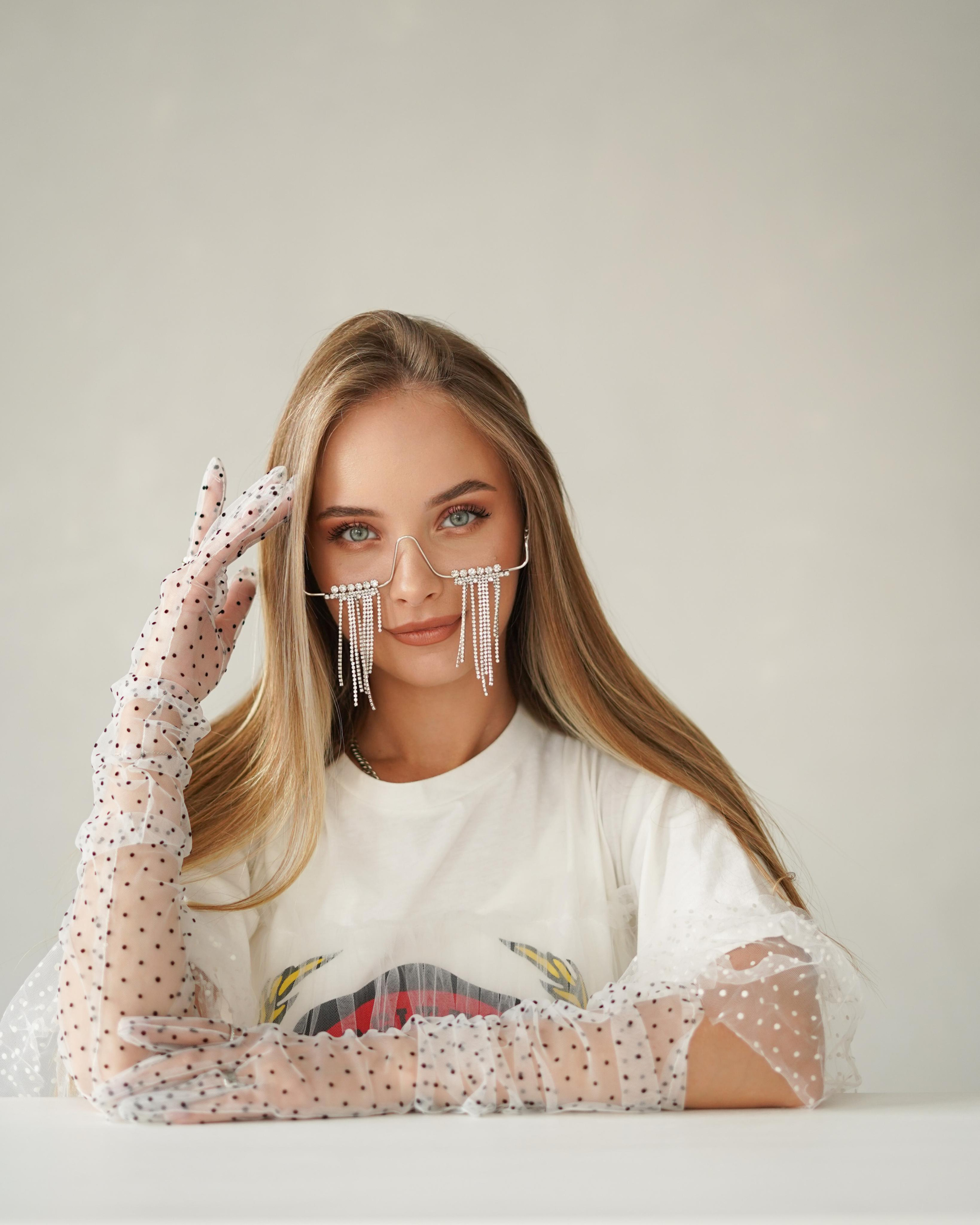 Мастер по уходу за волосами — Виктория. Контент фотограф в Самаре Гудалова Елена