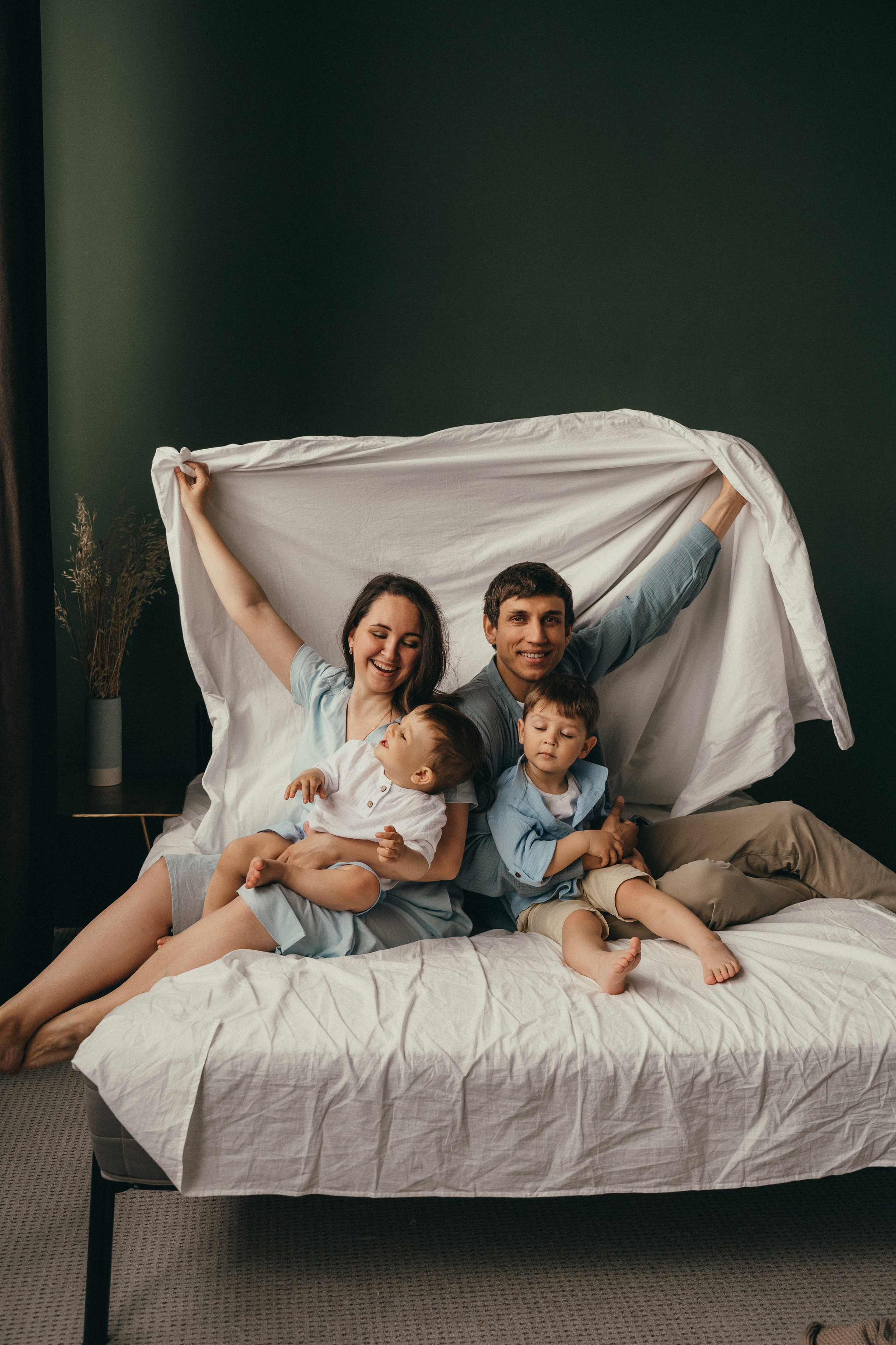 Дима, Настя, Макар и Серофим. Семейный фотограф • Домашние съемки в Нижнем Новгороде