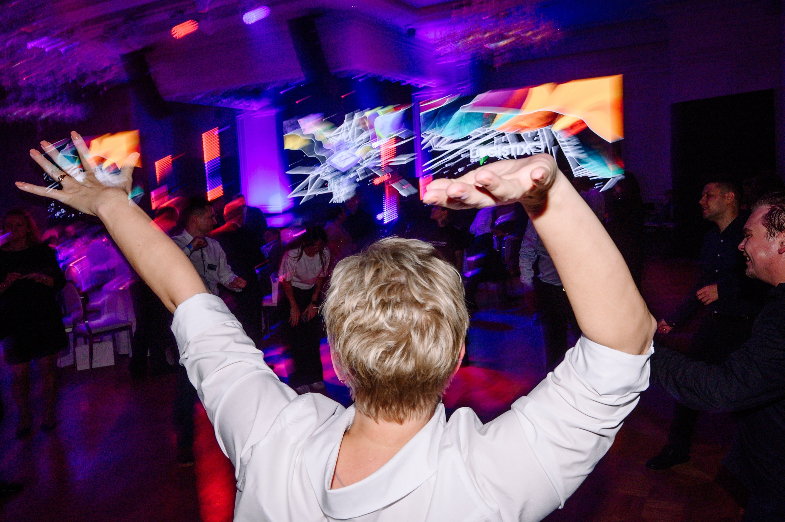 Logistix XX. Репортажный фотограф в Москве и по всему миру Степанова Юлия