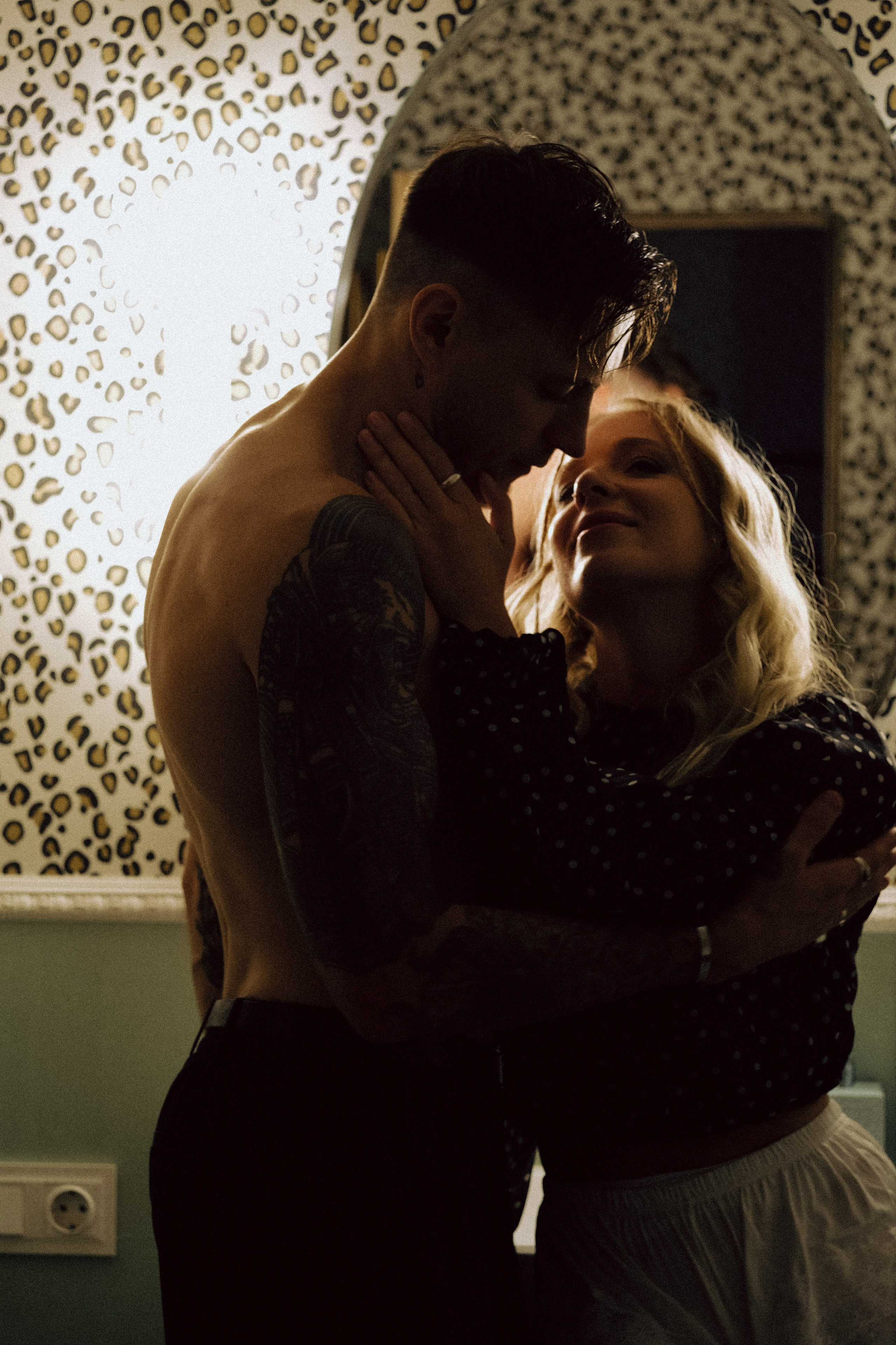 СВАДЕБНАЯ СЬЕМКА С КАБРИОЛЕТОМ В САНТК-ПЕТЕРБУРГЕ НА ПЕТРОГРАДКЕ В ОТЕЛЕ ПАНОРАМИКА. Профессиональный фотограф, Санкт-Петербург — Виктория Богомолова