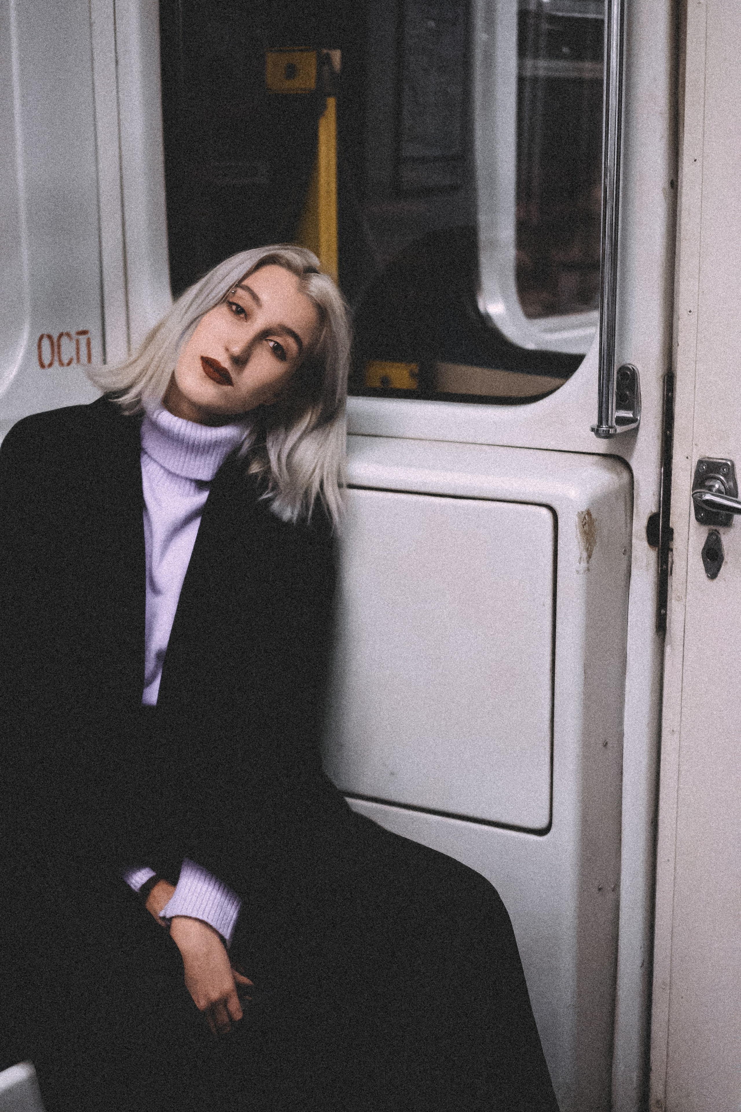 Анастасия в Метро. Профессиональный фотограф, Санкт-Петербург — Виктория Богомолова