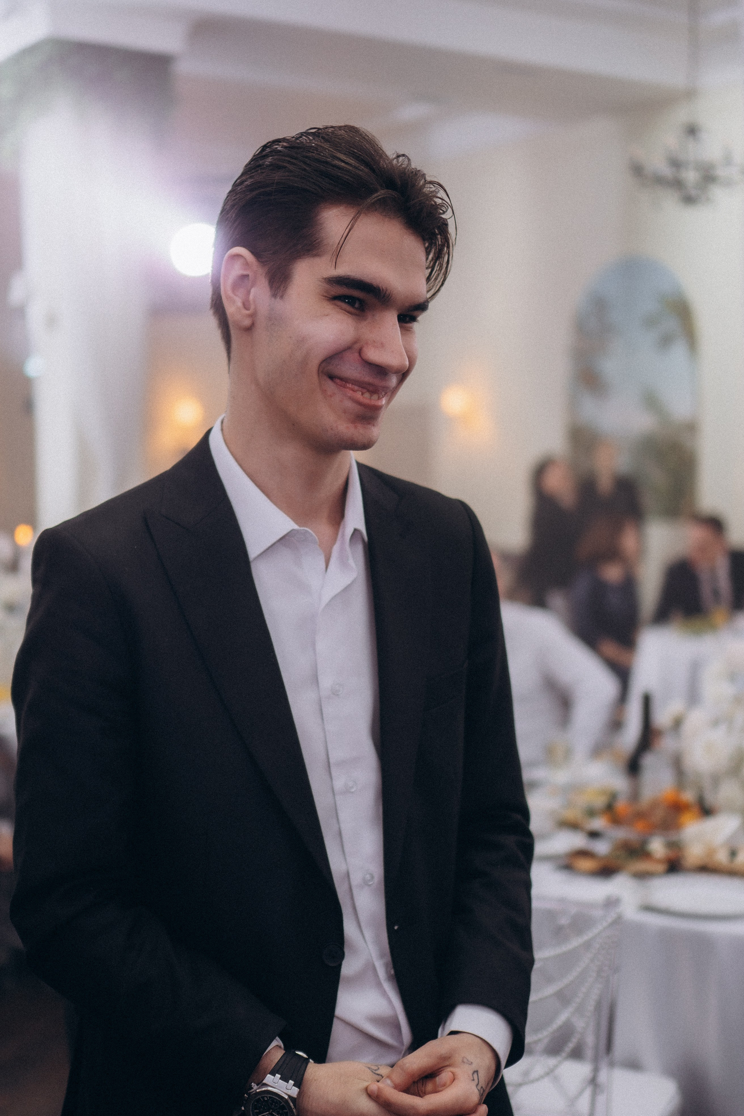 СВАДЕБНАЯ СЬЕМКА СБОРОВ В ОТЕЛЕ И ВЫЕЗД НА ЦЕРЕМОНИЮ (СНЯТО В СИБИРЕ В НИЖНЕВАРТОВСКЕ). Профессиональный фотограф, Санкт-Петербург — Виктория Богомолова