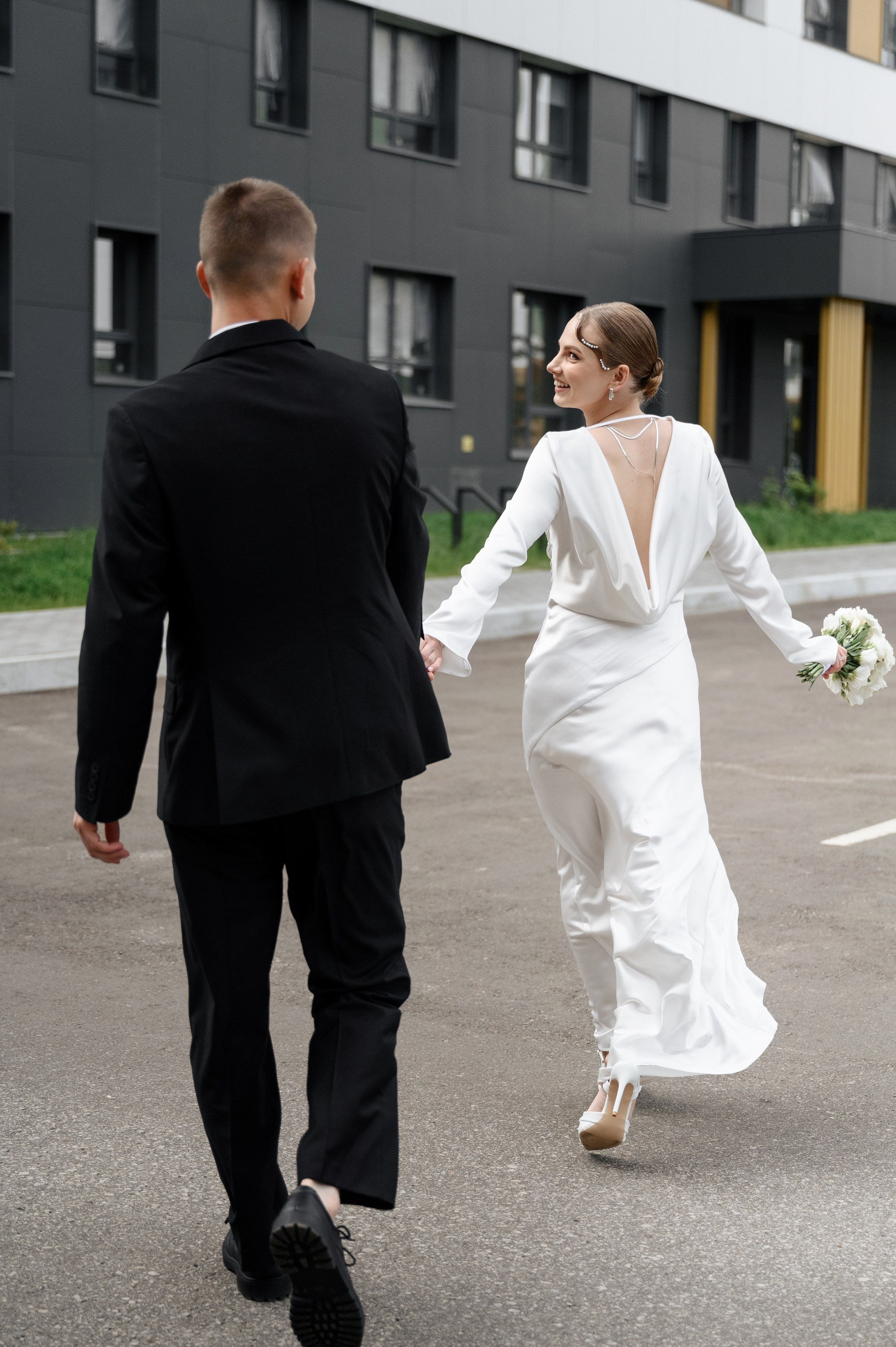 Кирилл и Анна. Zhulanovilya