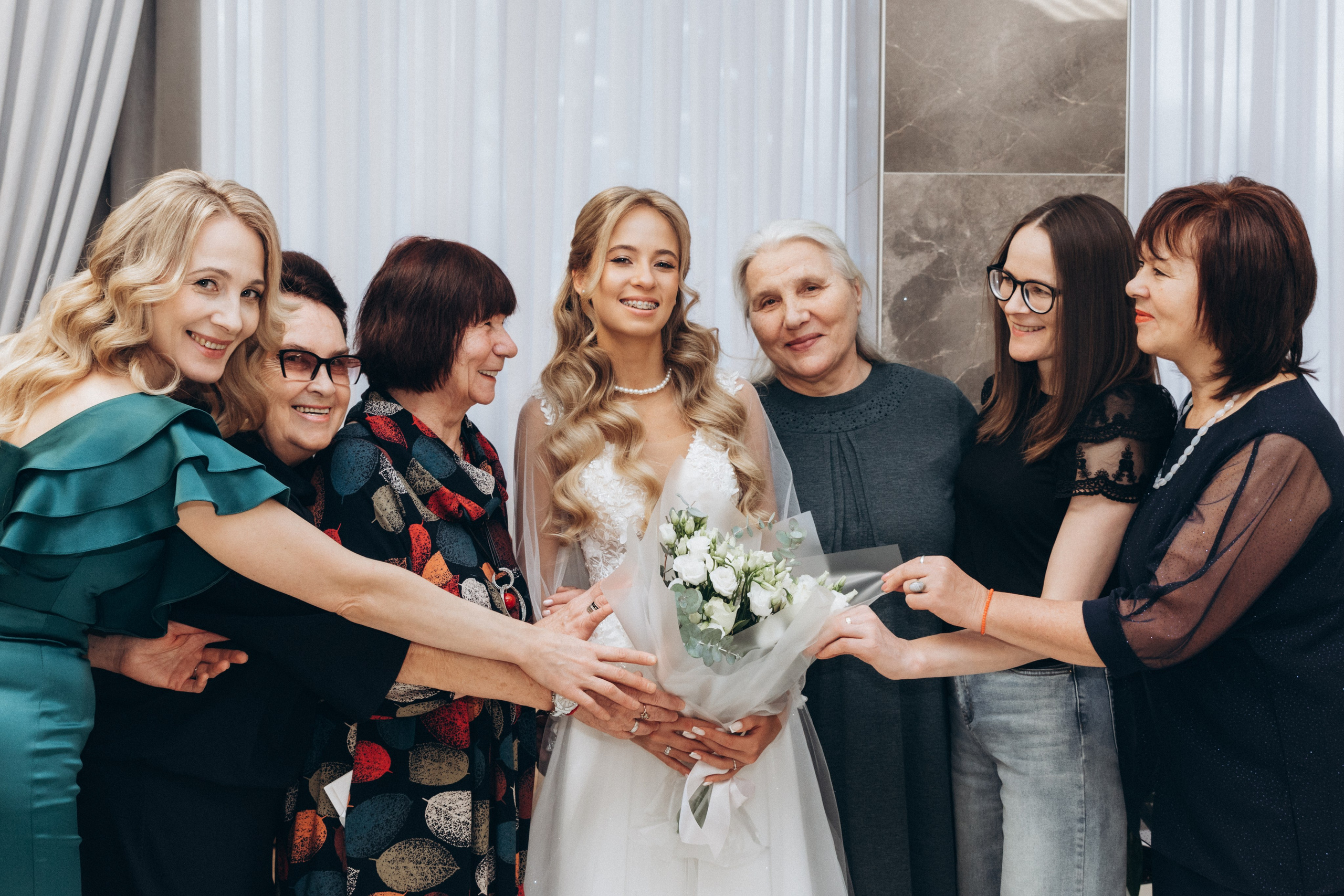 Утро и роспись Виктора и Марии. Ваш фотограф в Одинцовском районе и Москве