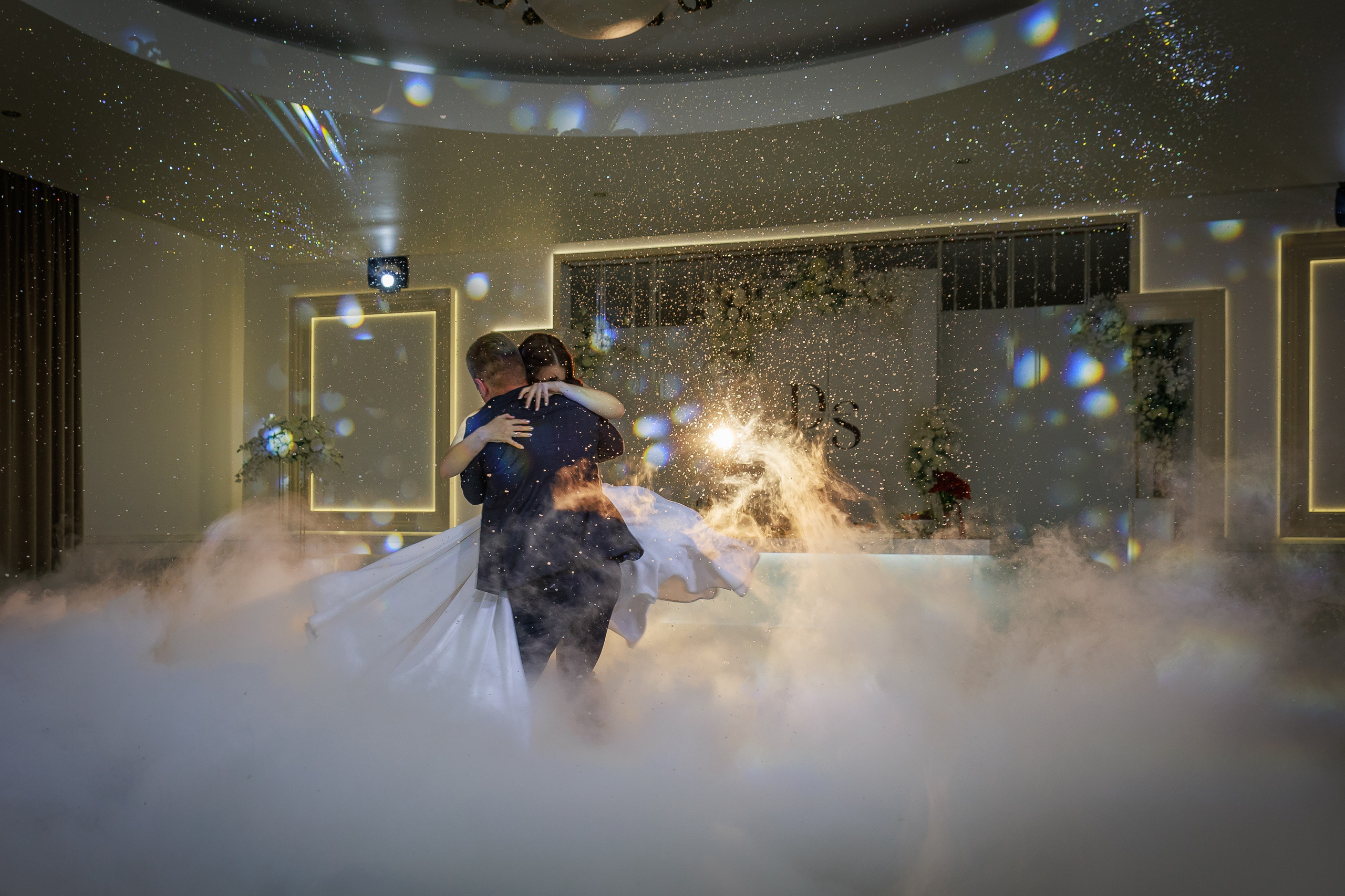 Данил и Сабина банкетный зал Beyaz Hall. Фотограф и видеограф в Крыму и Севастополе