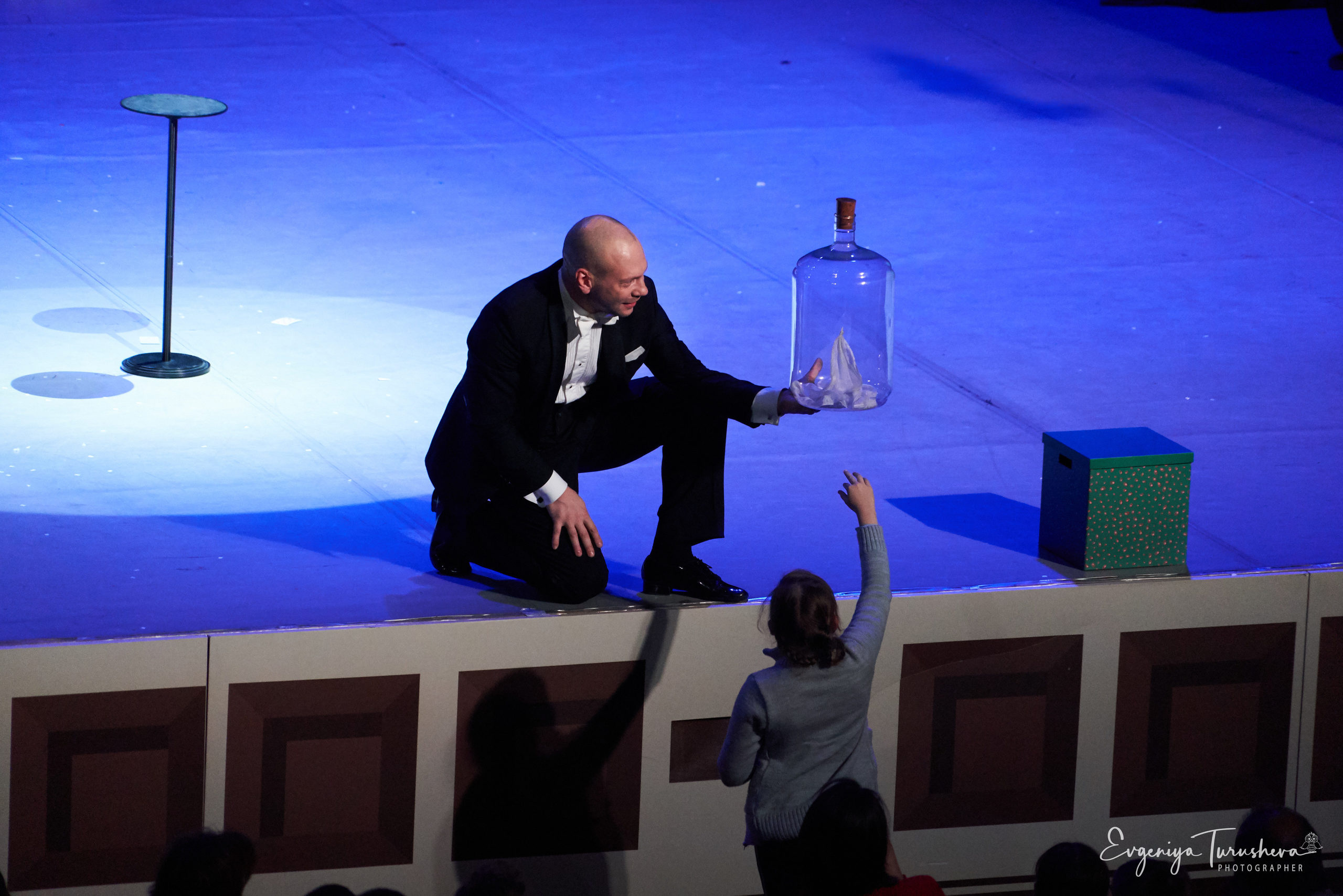 Иллюзионное шоу Артема Щукина в Планете КВН (январь 2020). Фотограф Евгения Турушева