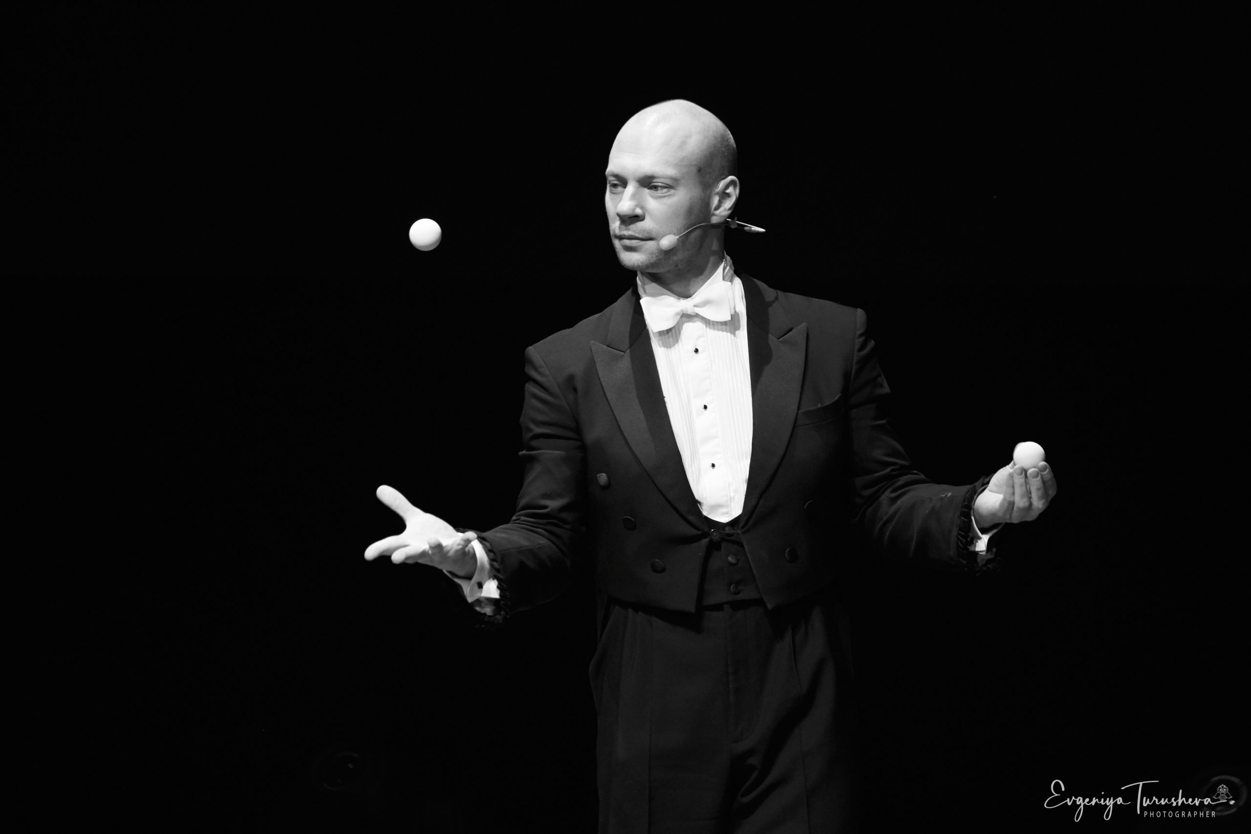 Победитель Европейского конгресса иллюзионистов Финалист телевизионного проекта «Минута Славы» Финалист шоу «Das Supertalent»в Германии - Артем Щукин