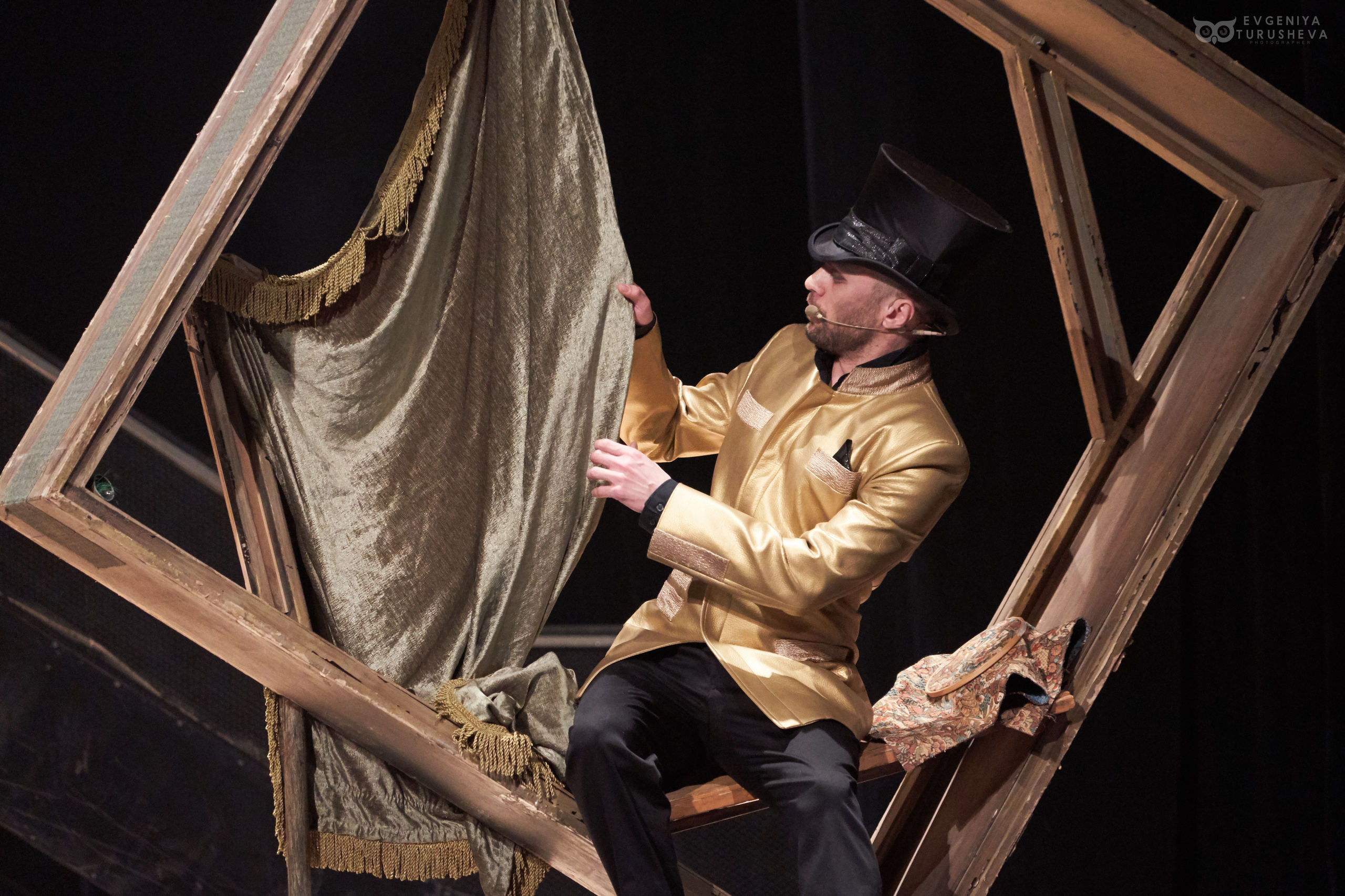 Егор Матвеенко актер театра Карамболь