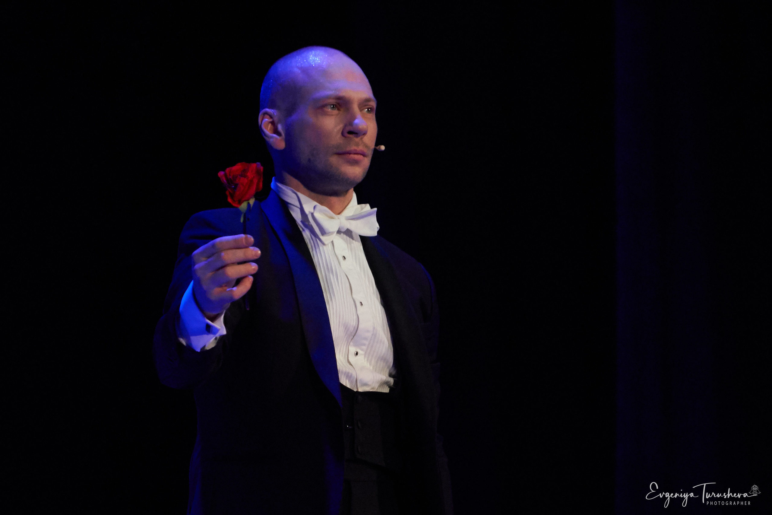 Иллюзионное шоу Артема Щукина в Планете КВН (январь 2020). Фотограф Евгения Турушева
