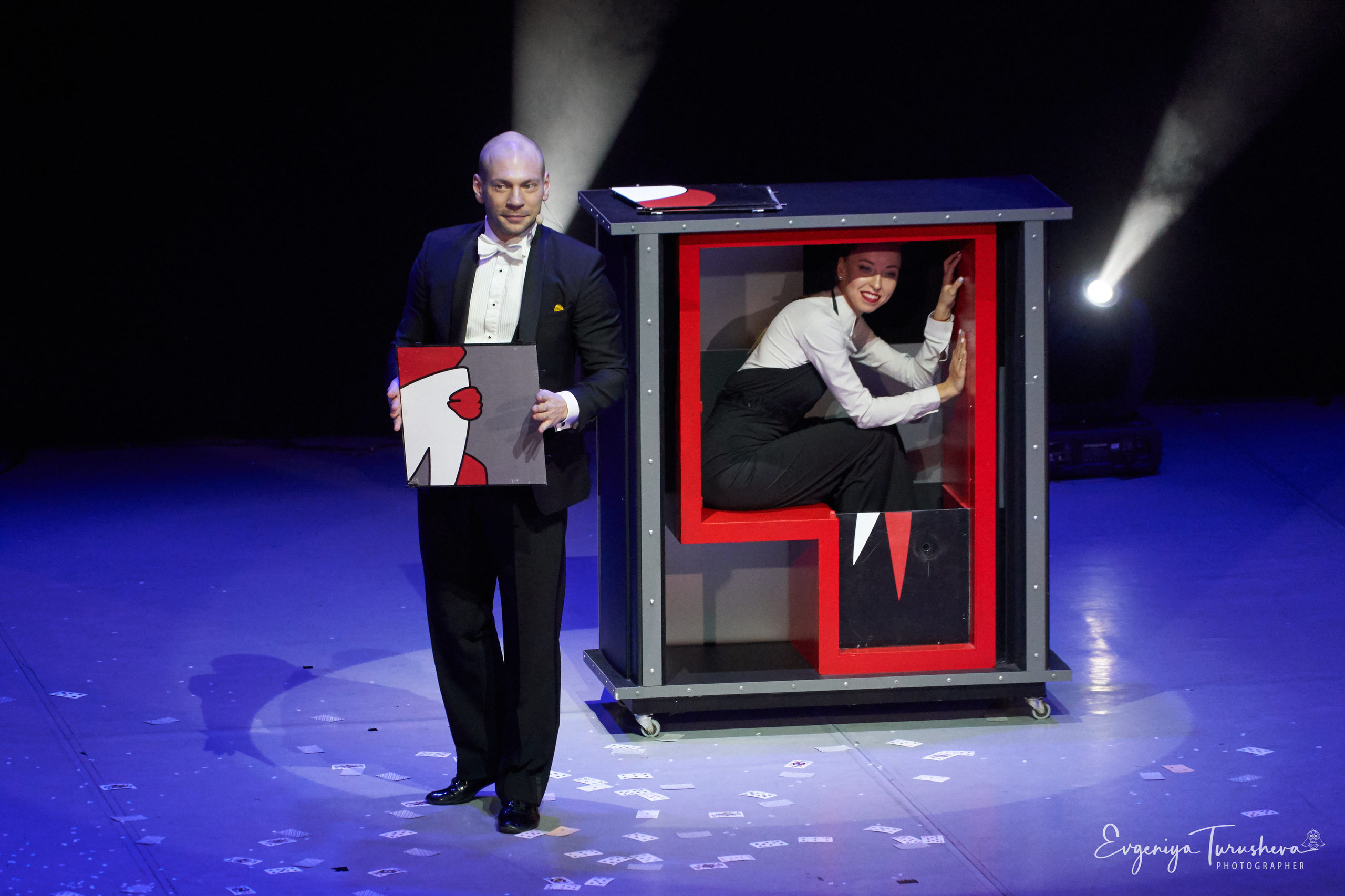 Иллюзионное шоу Артема Щукина в Планете КВН (январь 2020). Фотограф Евгения Турушева