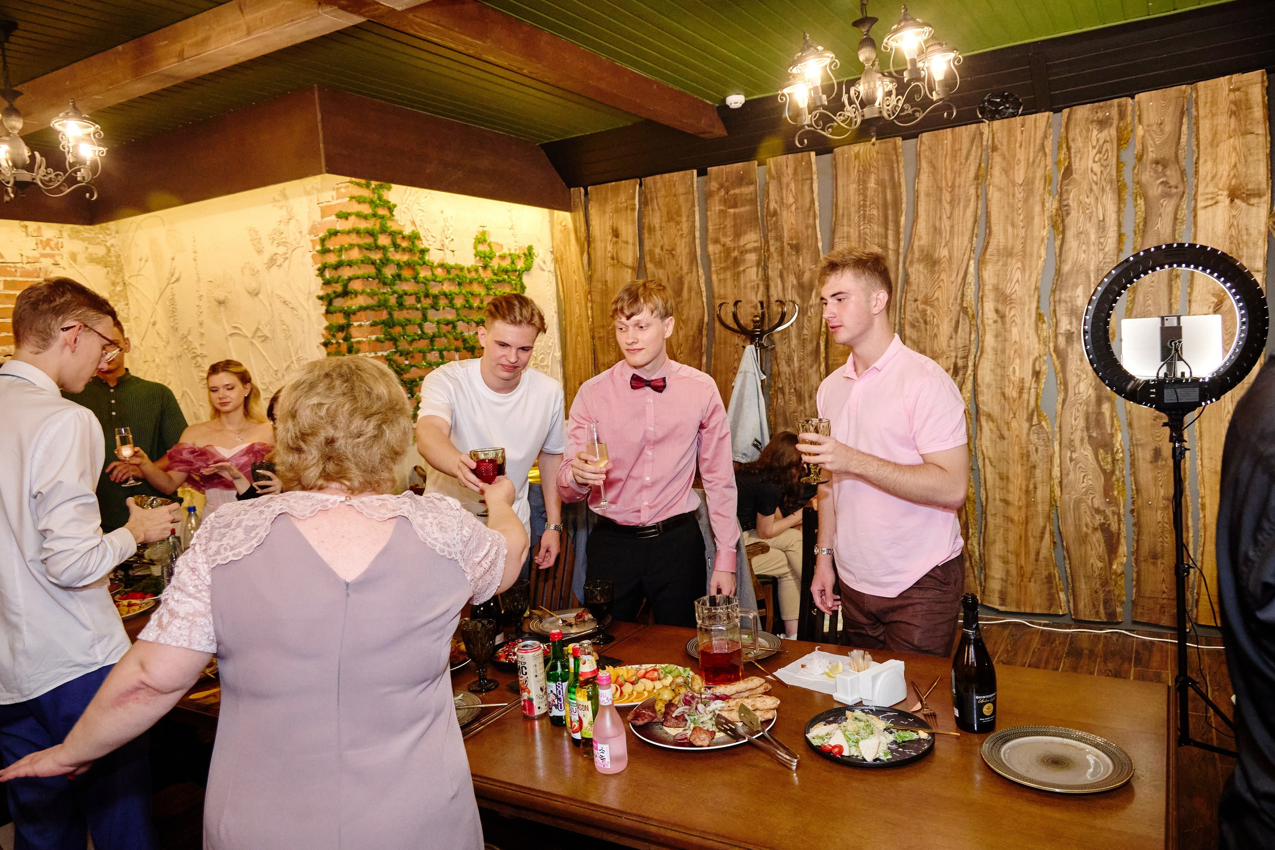 Выпускной 35 Сош. Фотограф Выпускные альбомы Таганрог Сергей Коробченко