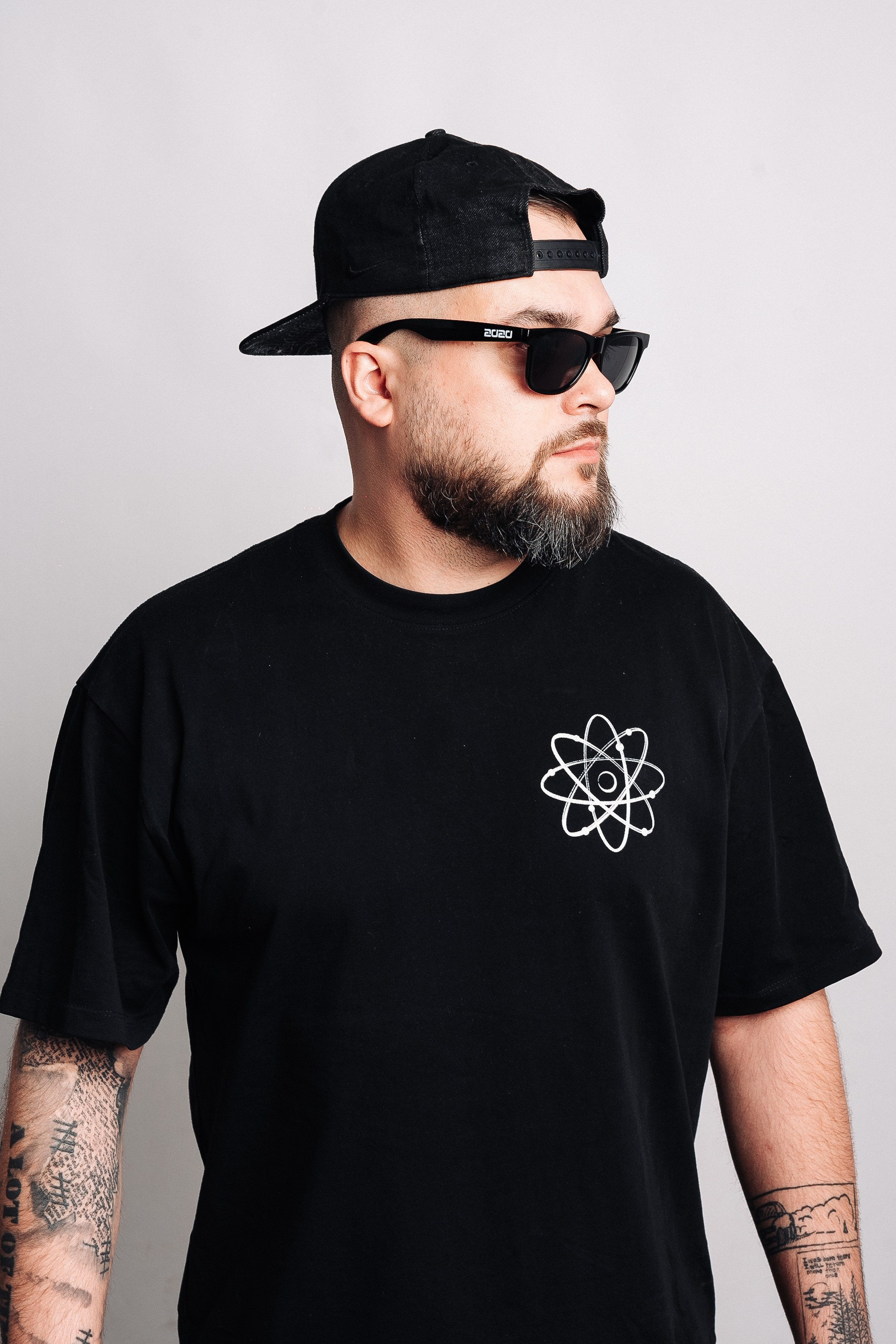 Футболки Коммьюнити. Фотограф в Хабаровске Швендых Рудольф