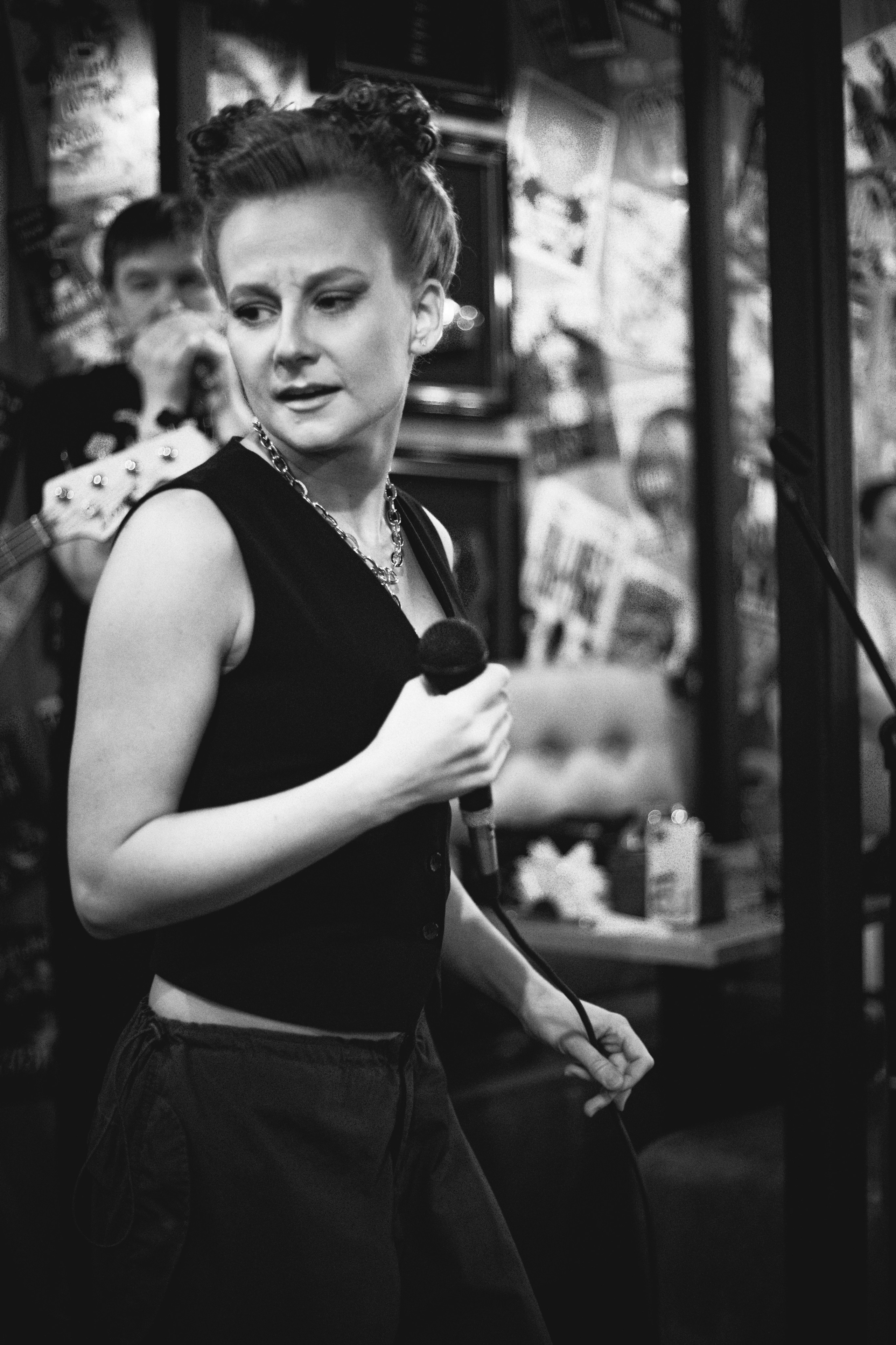 Button Bar — Red Satchel (25.11.2023). Фотограф Вадим Семак