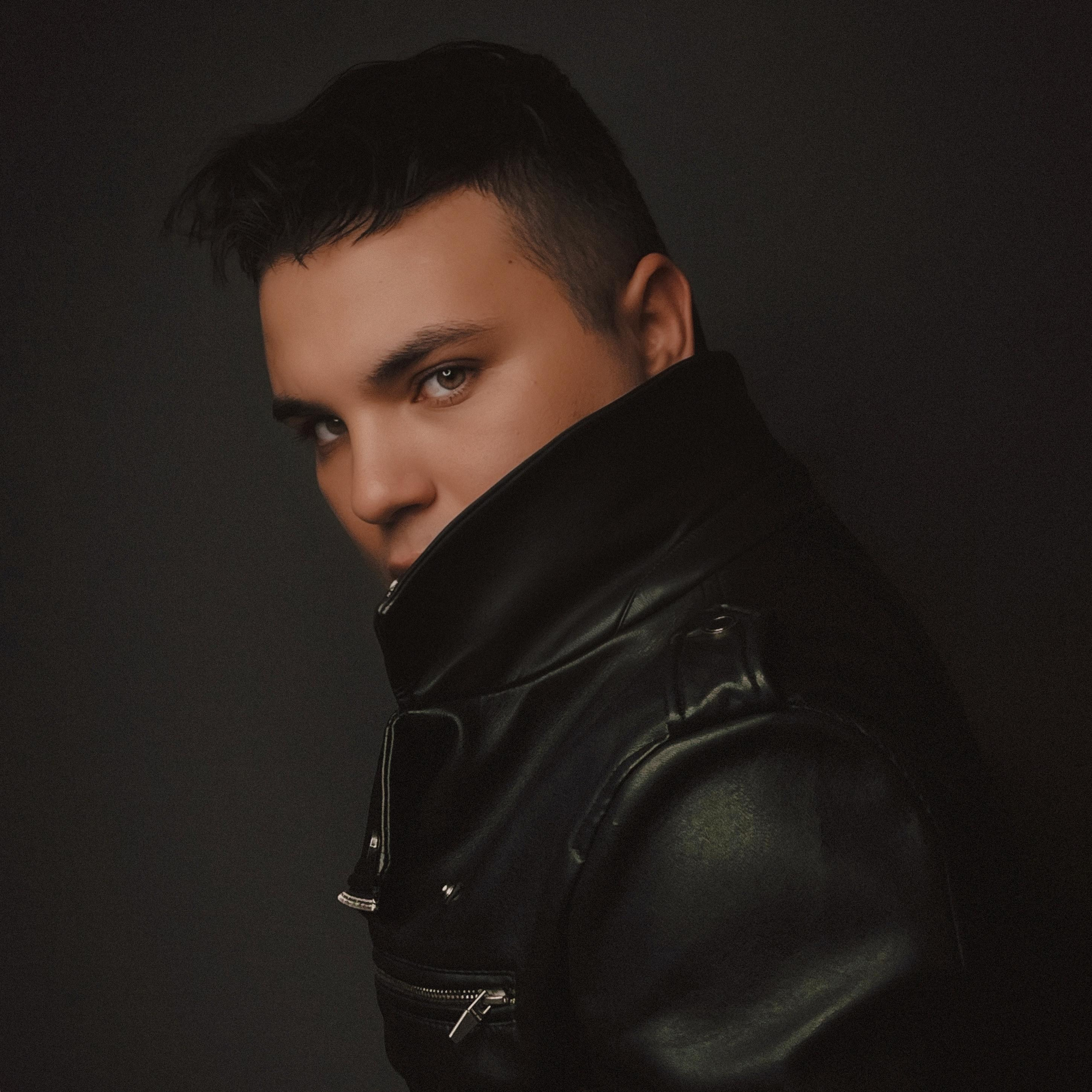 Мужской портрет. Фотограф Балаково Вольск Саратов Исаичкин Даниил