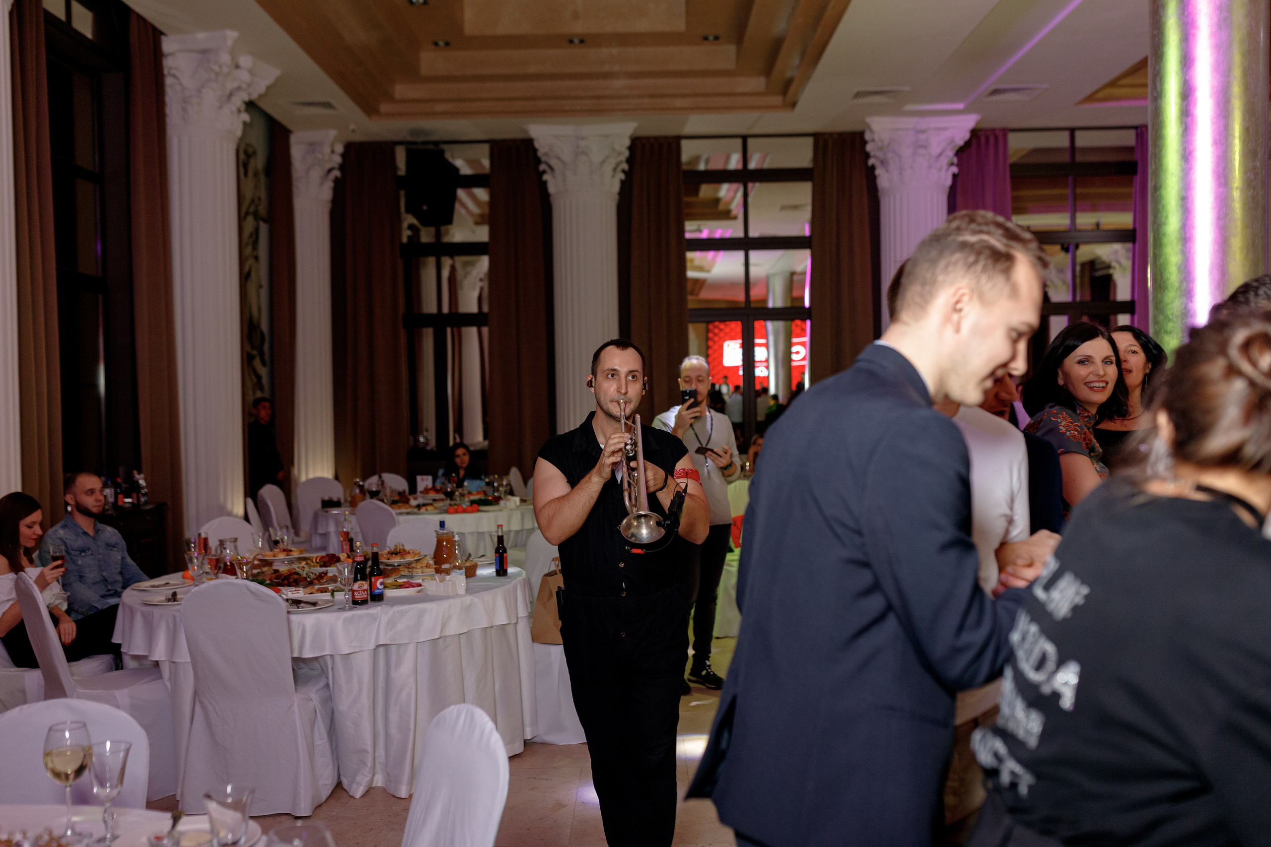 Репортажная фотосъёмка — корпоратив Tele2 2024