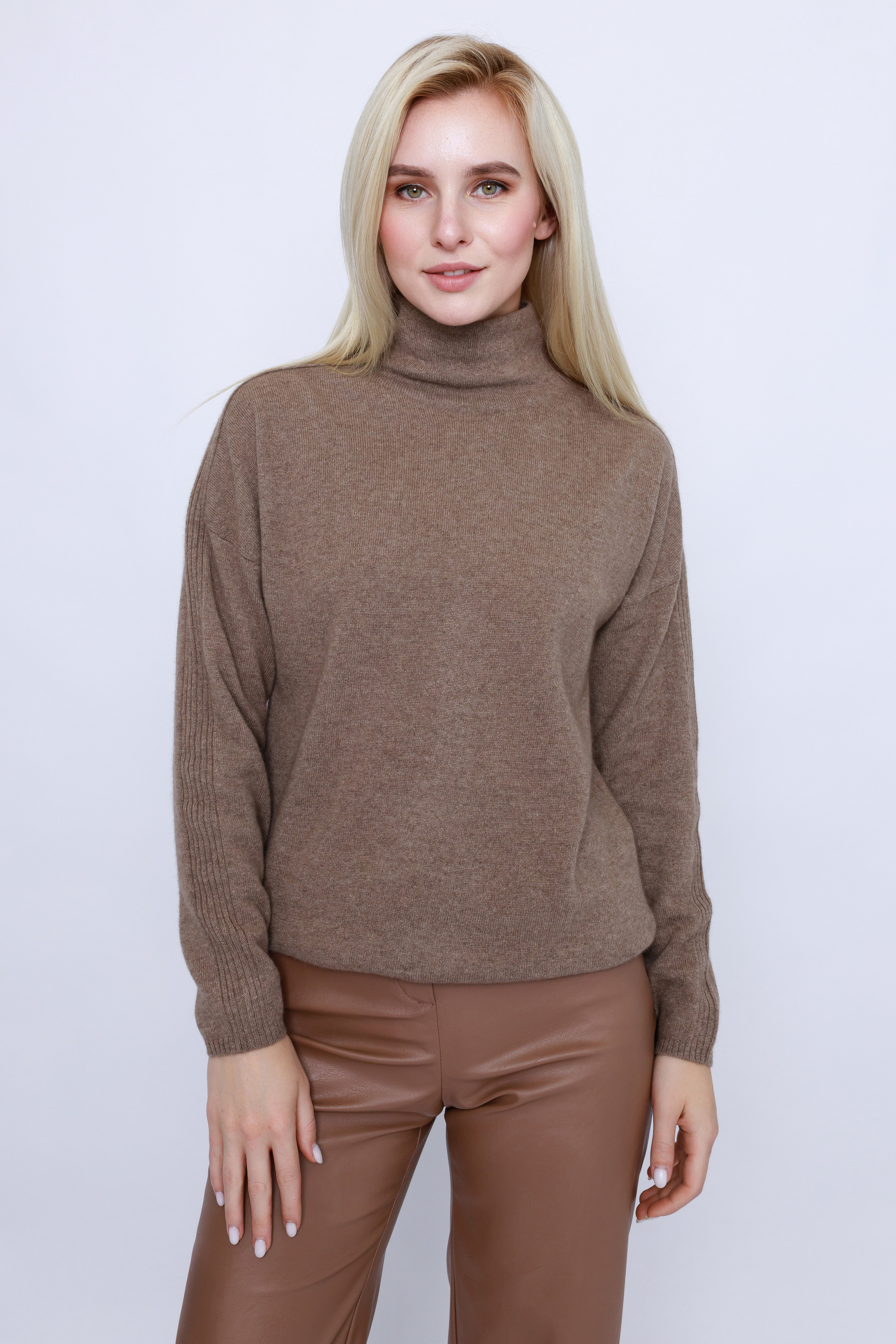 Съемка для KHAN Cashmere. Фотограф Виктория Плотницкая