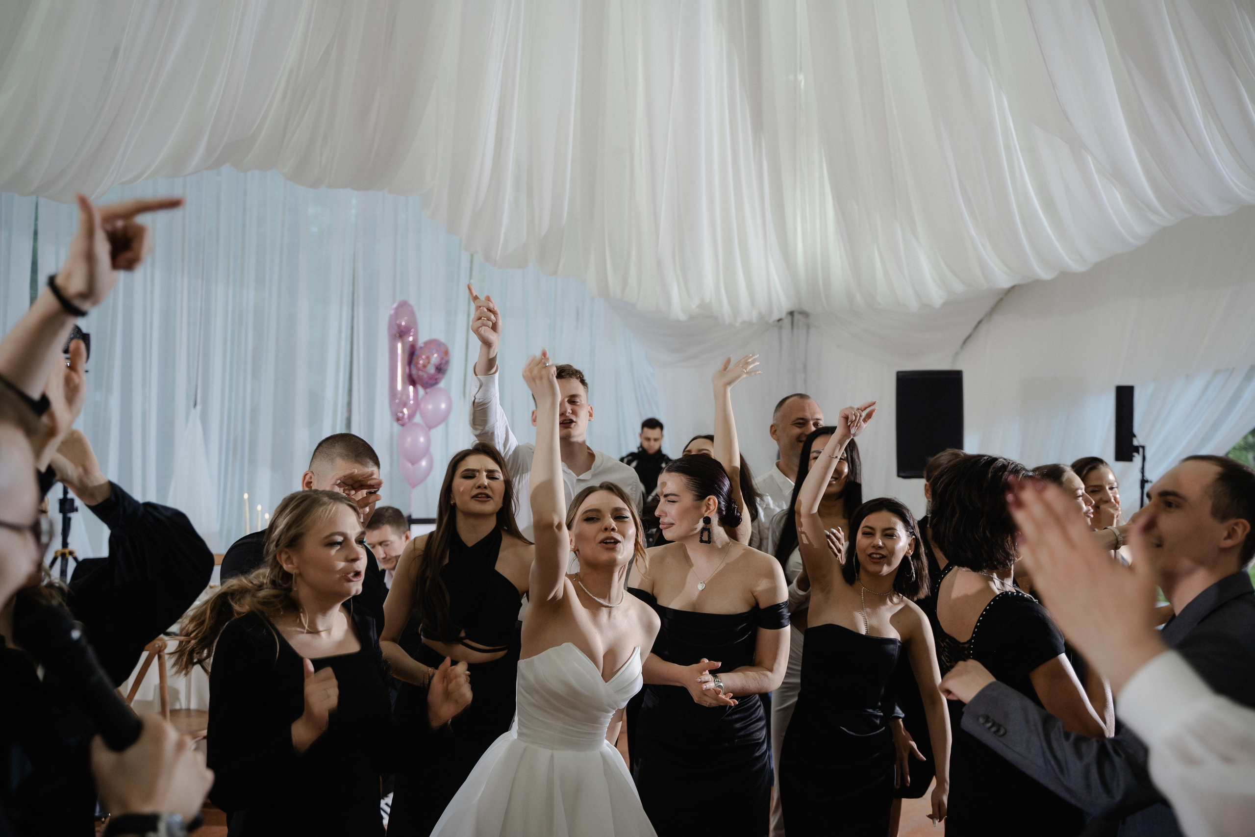 Екатерина и Никита. Свадьба в Шатре. Фотограф Аля Овчарова