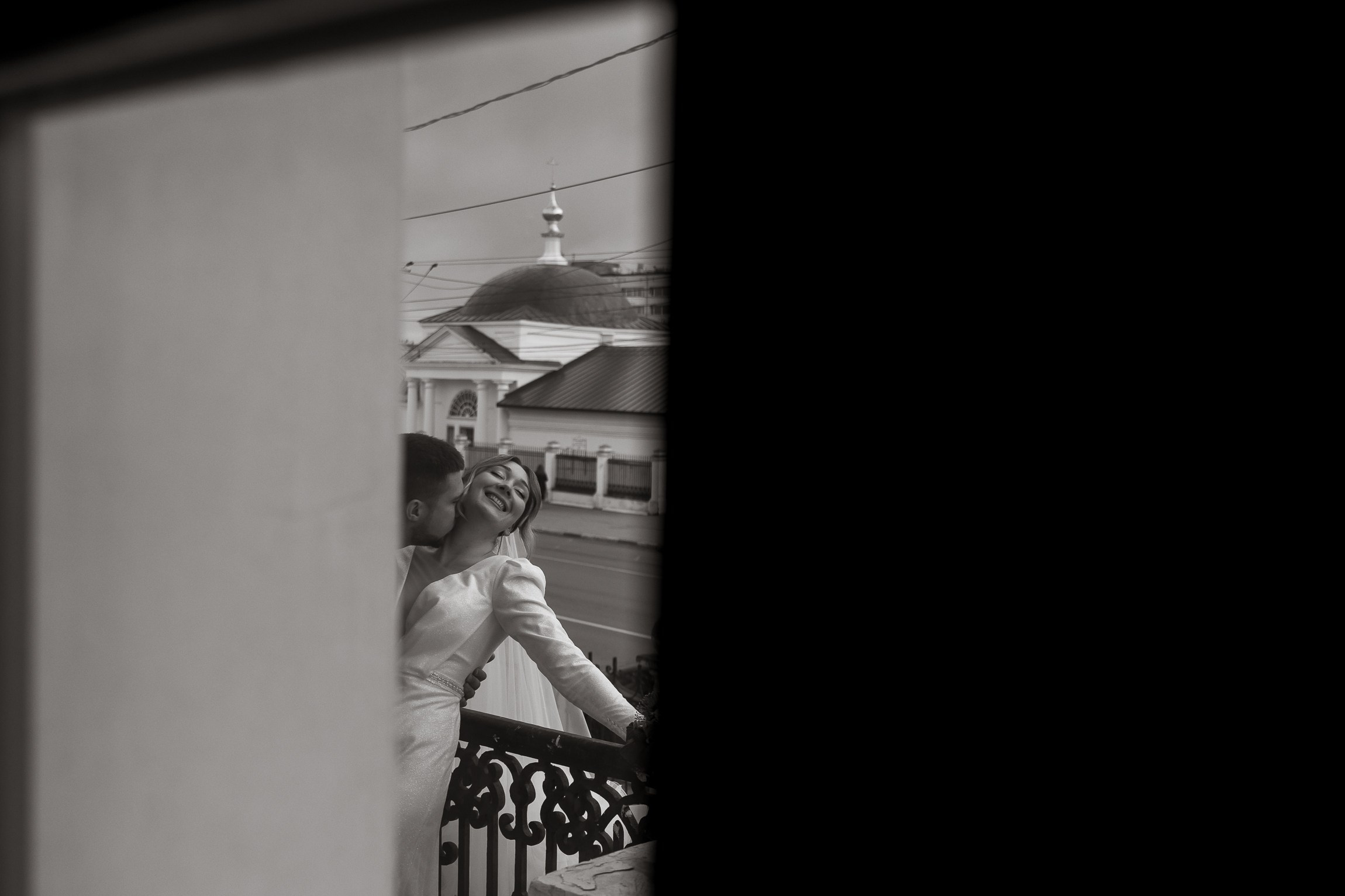 Two people swiped right. Свадебный фотограф Ярославль, Рыбинск