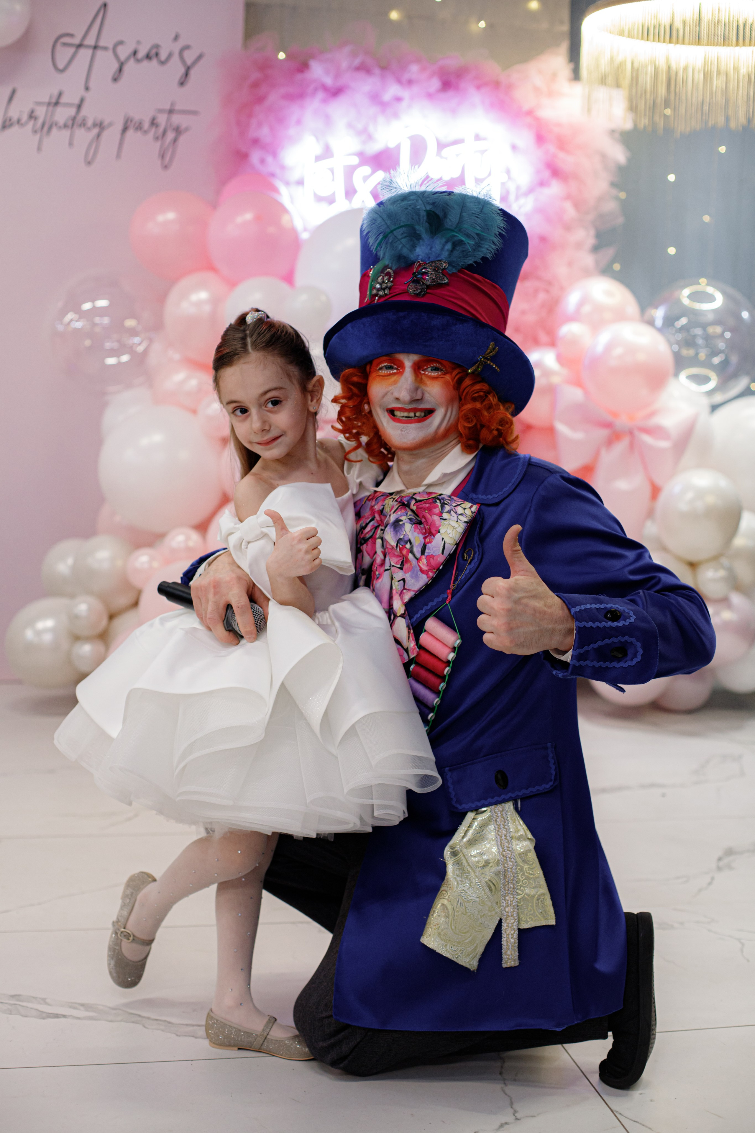 ASIA'S BIRTHDAY PARTY. Photokarish