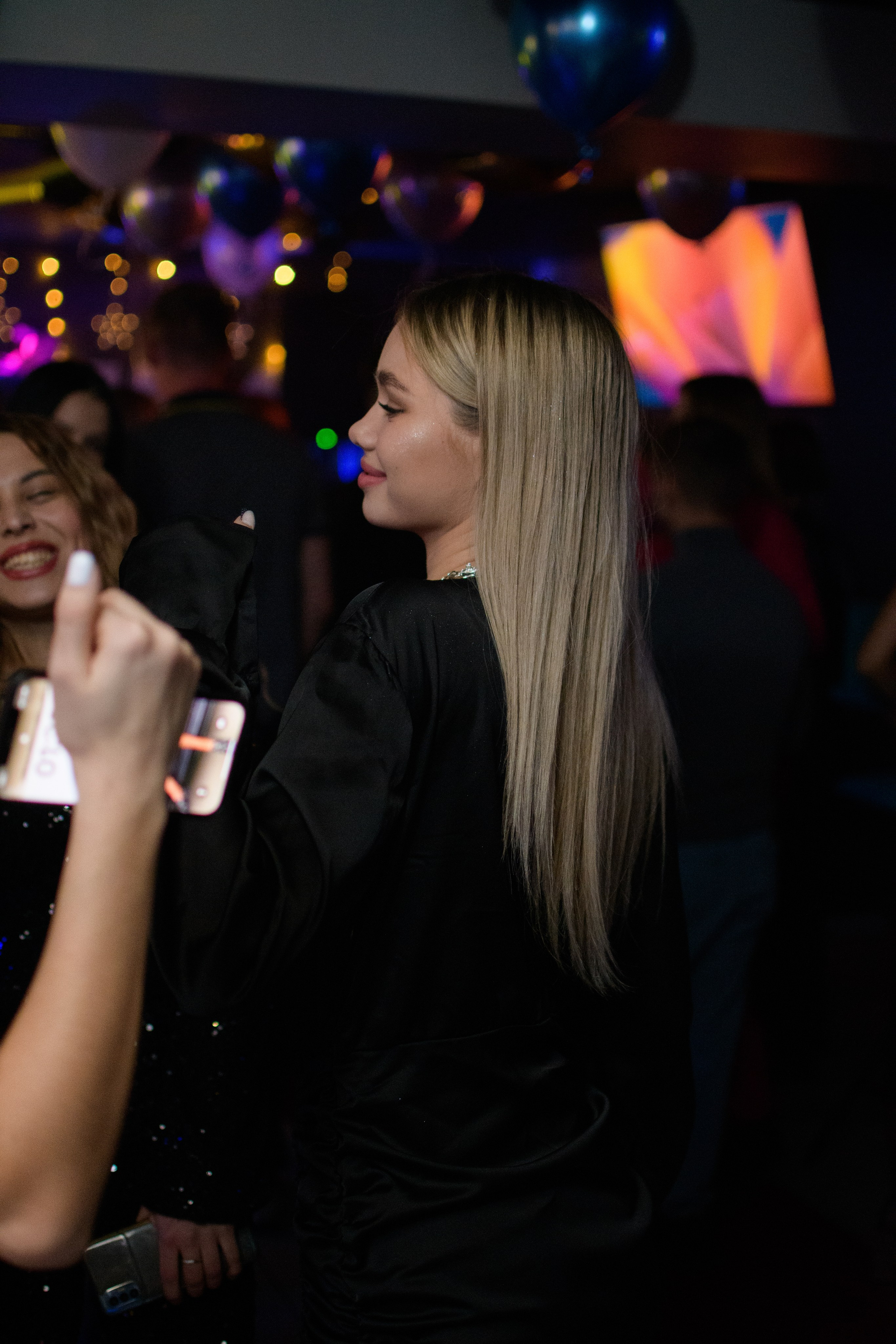 HOLLYWOOD / 6 YEARS. Photokarish